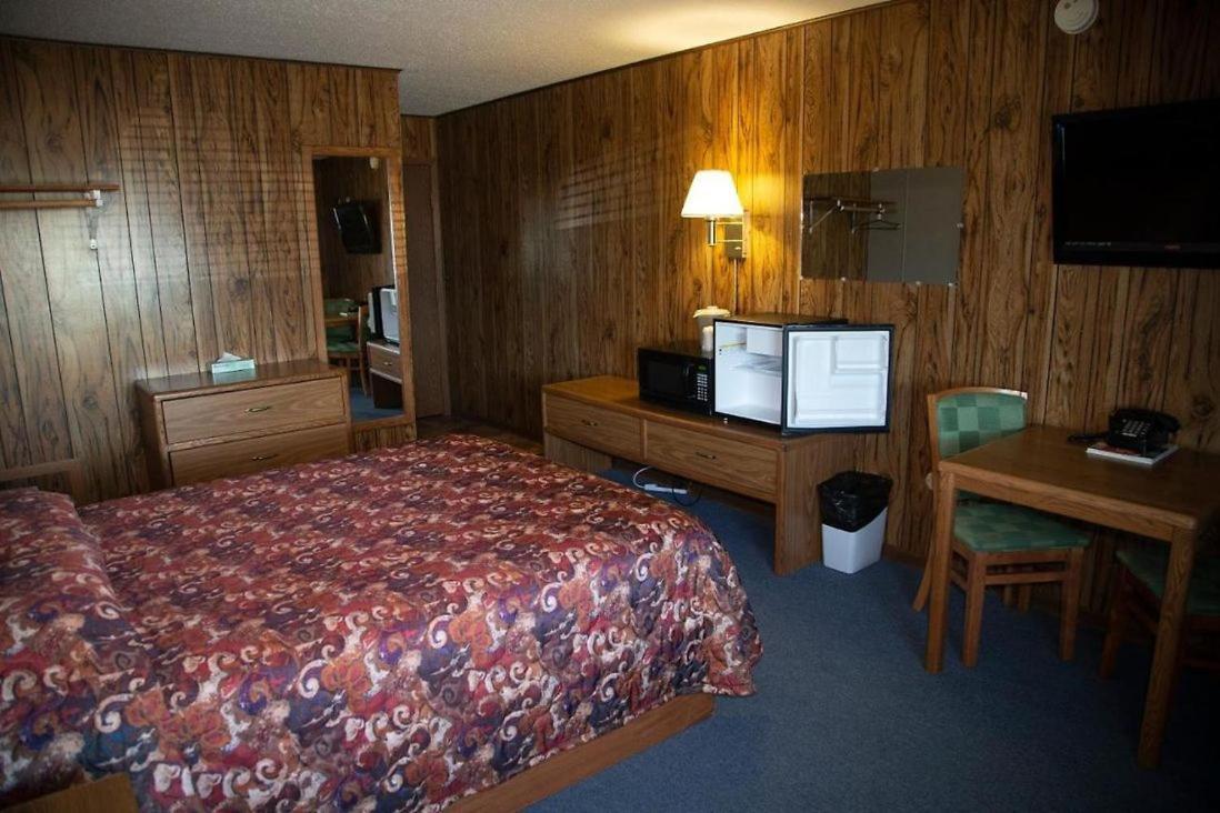 ARTOS MOTEL photo 25