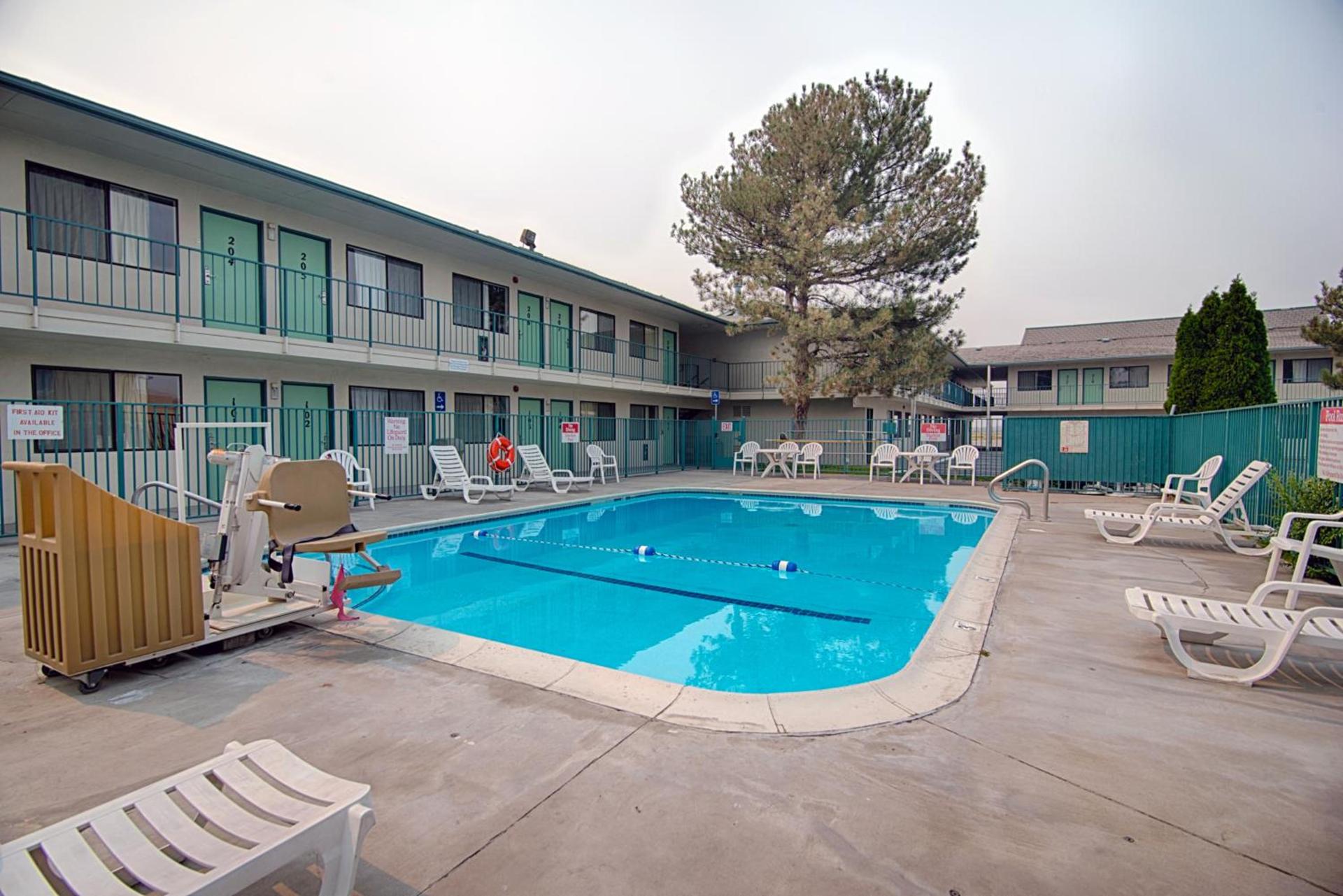 Park Inn by Radisson, Winnemucca photo 31