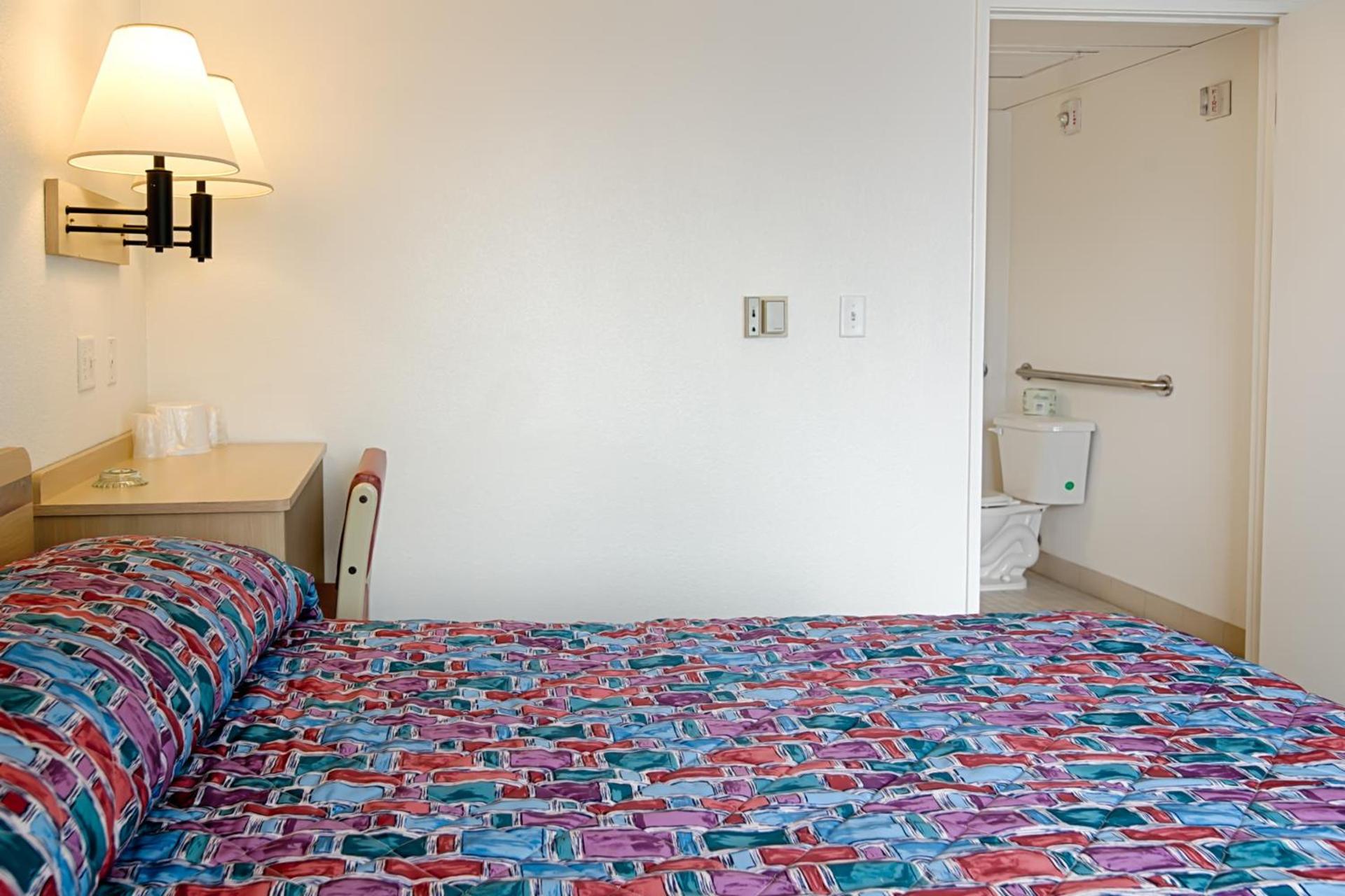 Park Inn by Radisson, Winnemucca photo 50
