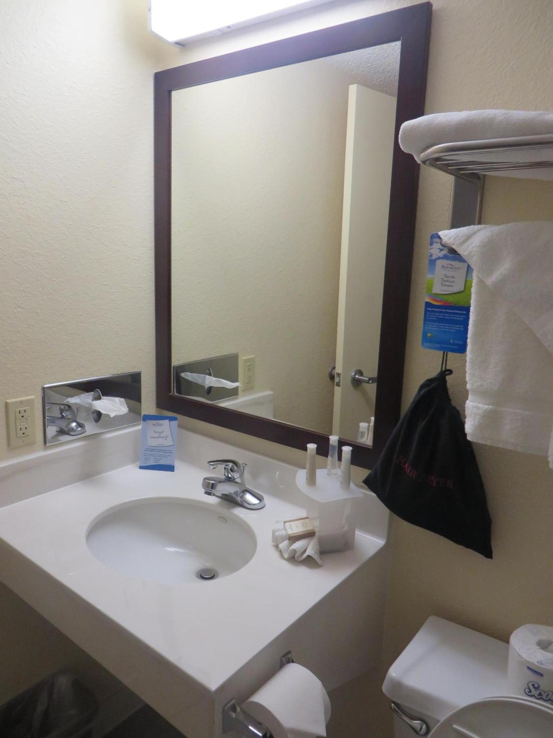 Baymont by Wyndham Jefferson City photo 22