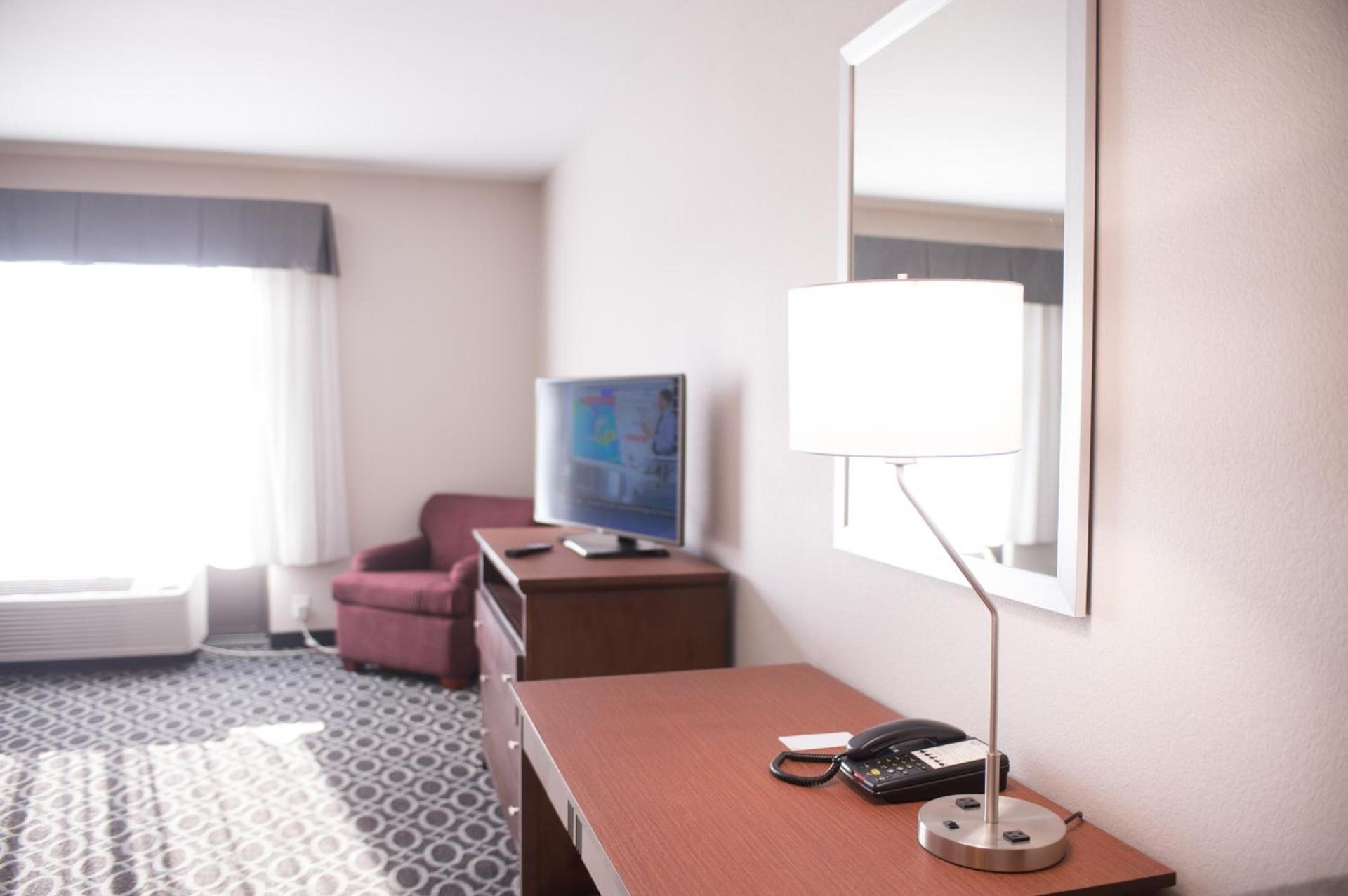 Bluemont Hotel photo 26
