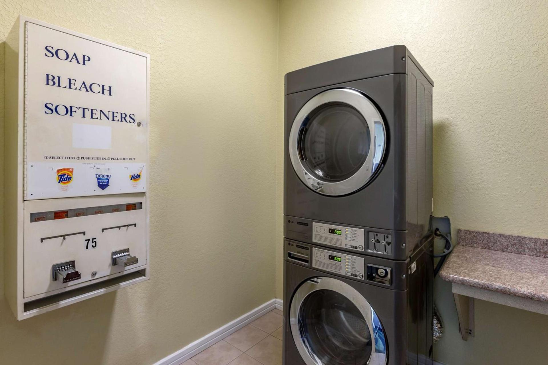 Best Western Plus Springfield Airport Inn photo 10