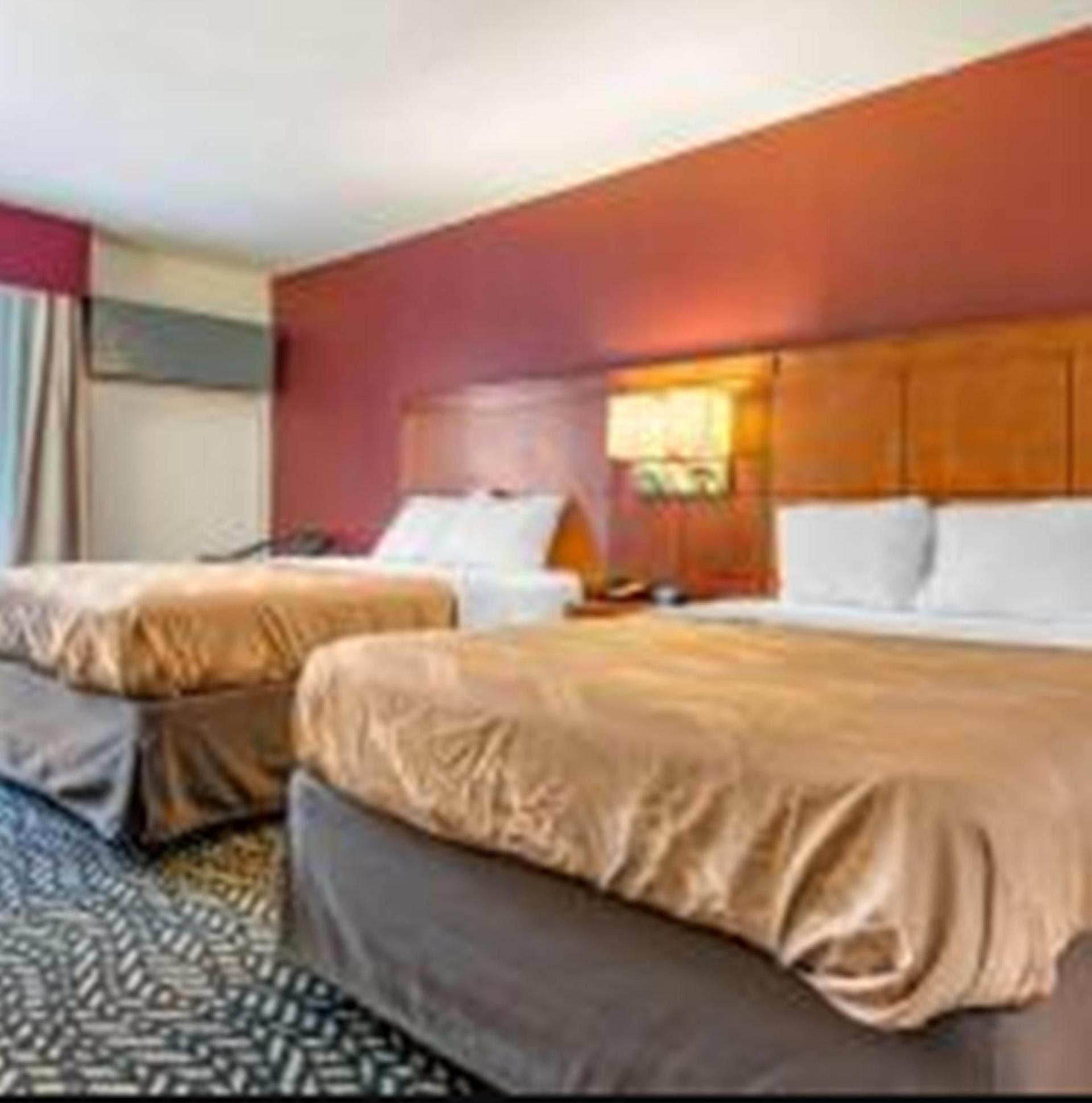 Quality Inn Falconer - Jamestown photo 27