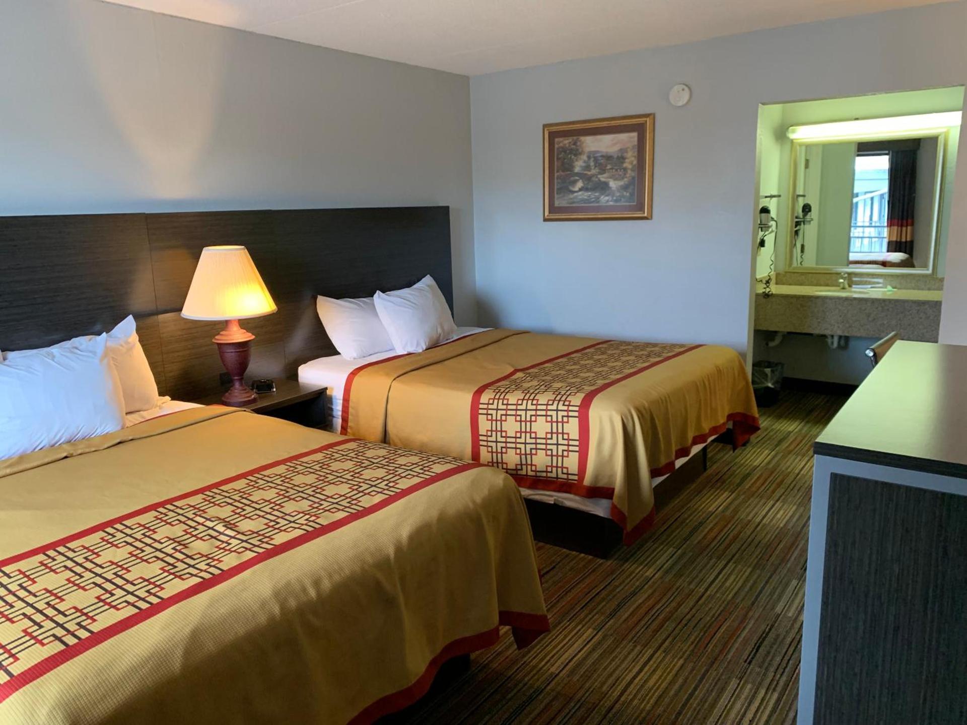 Pigeon Forge Parkway Inn photo 31