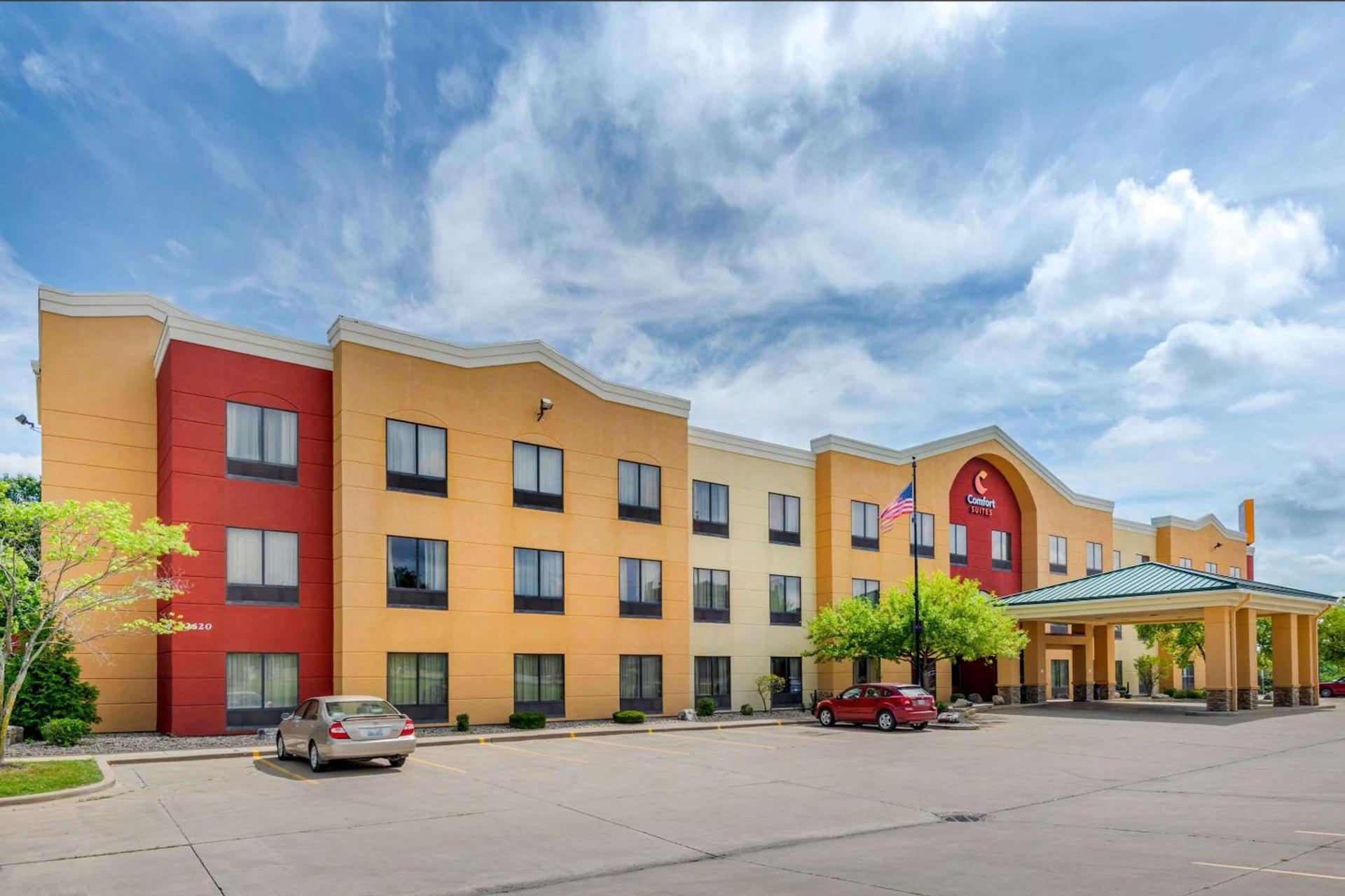 Comfort Suites near Route 66 photo 2