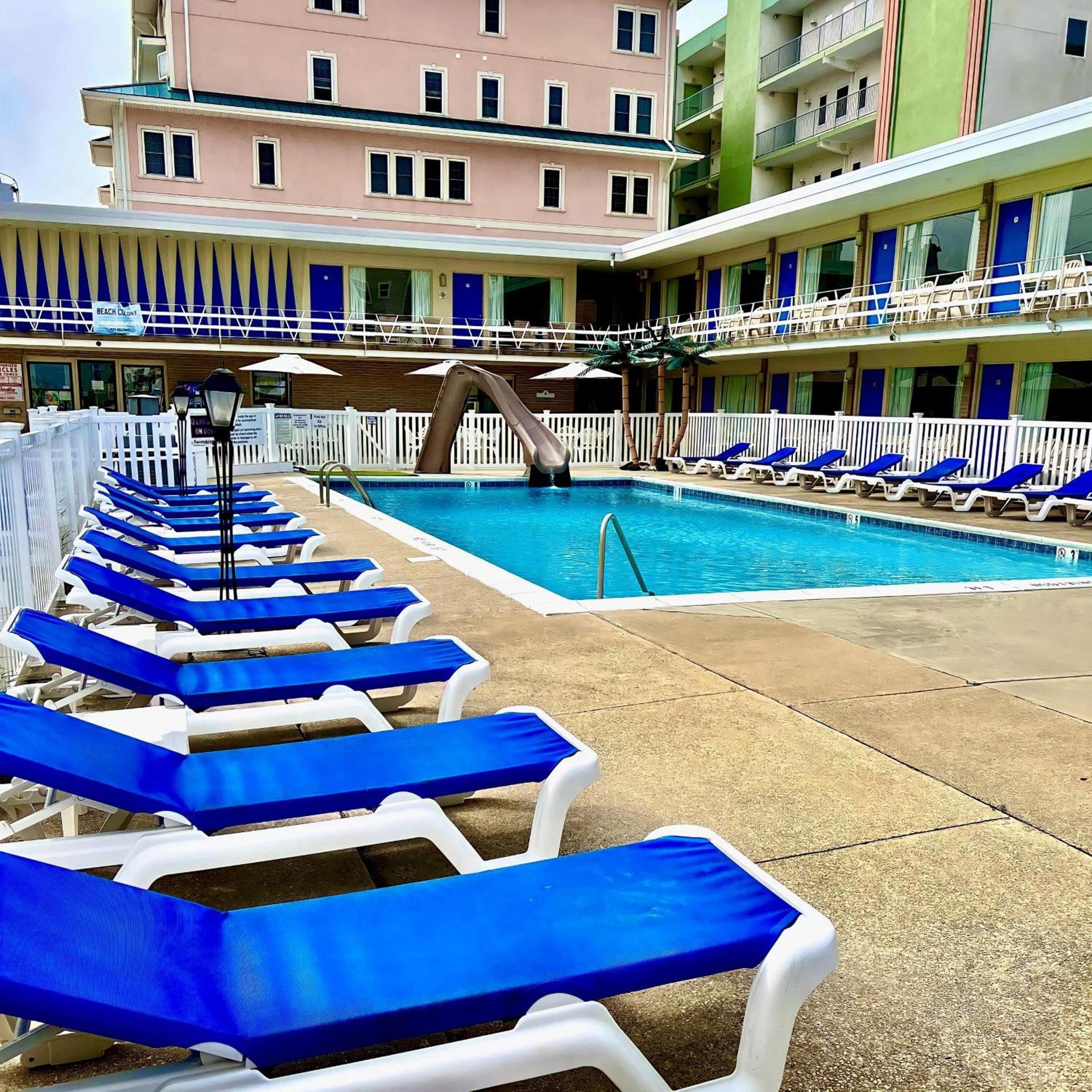 Beach Colony Motel photo 9