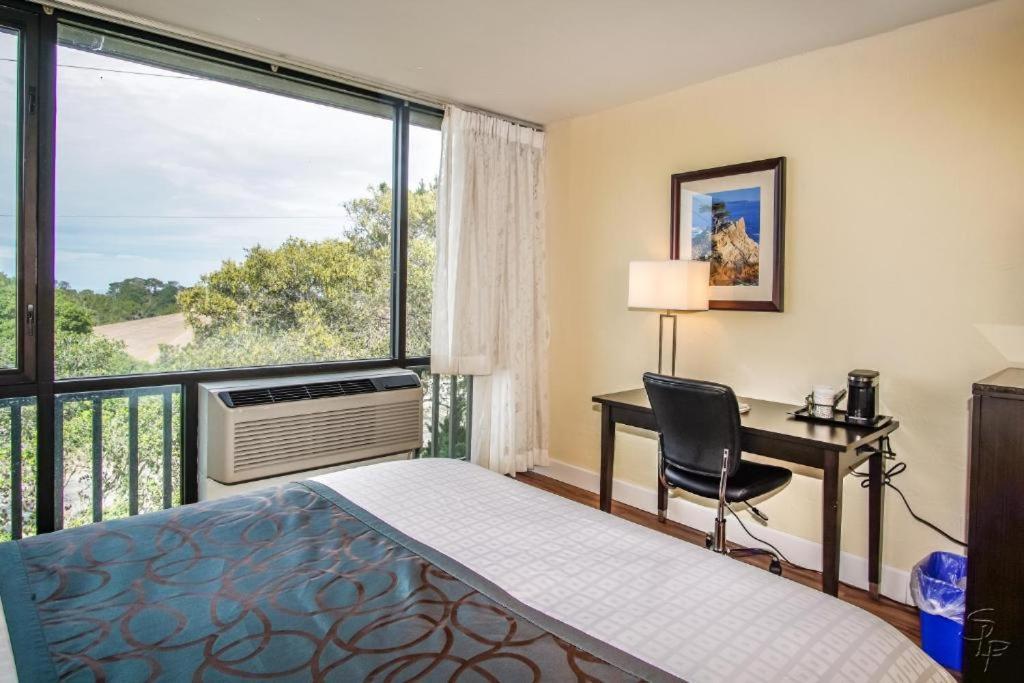 Red Lion Hotel Monterey photo 14