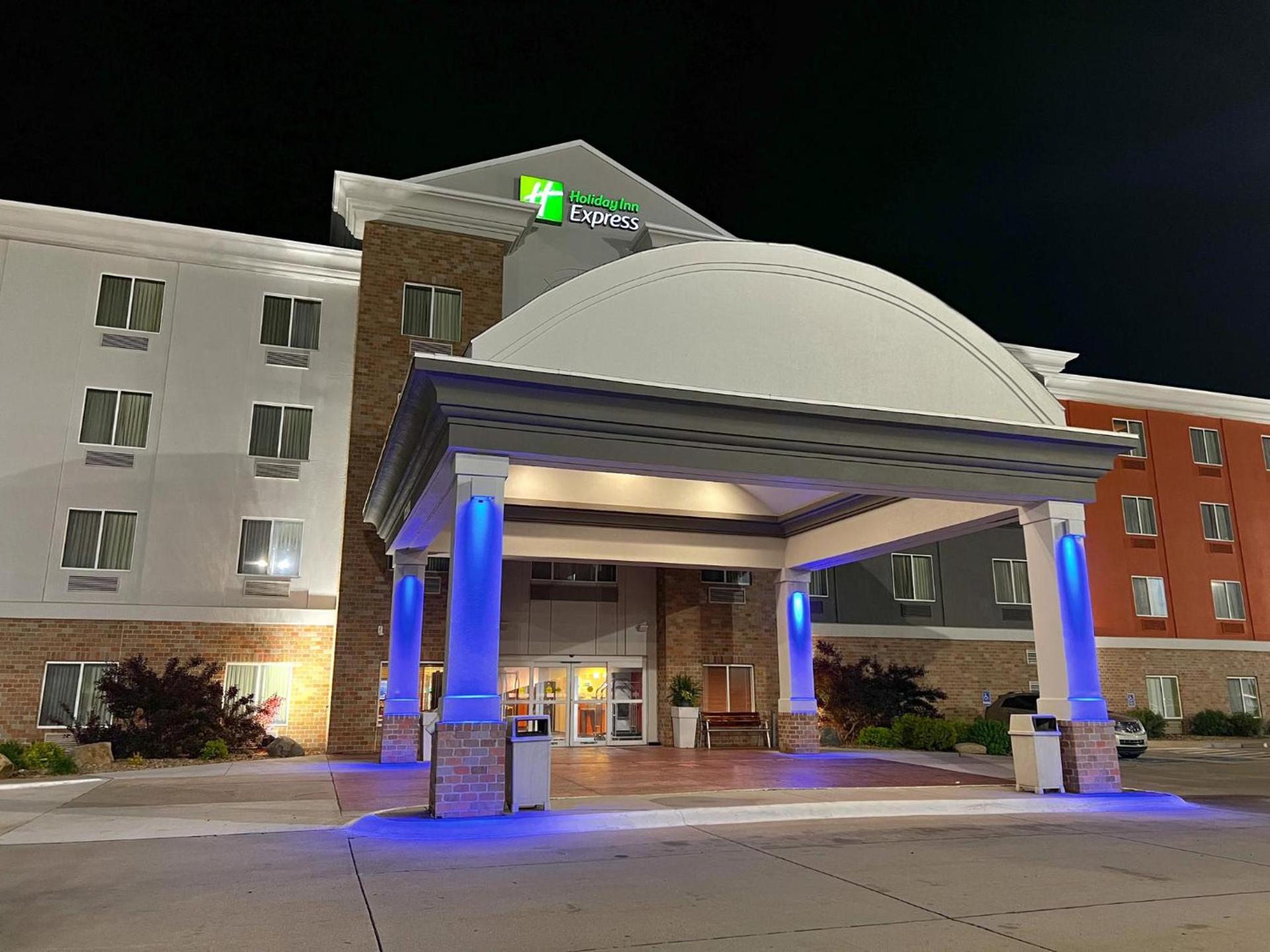 Holiday Inn Express Kearney by IHG photo 68