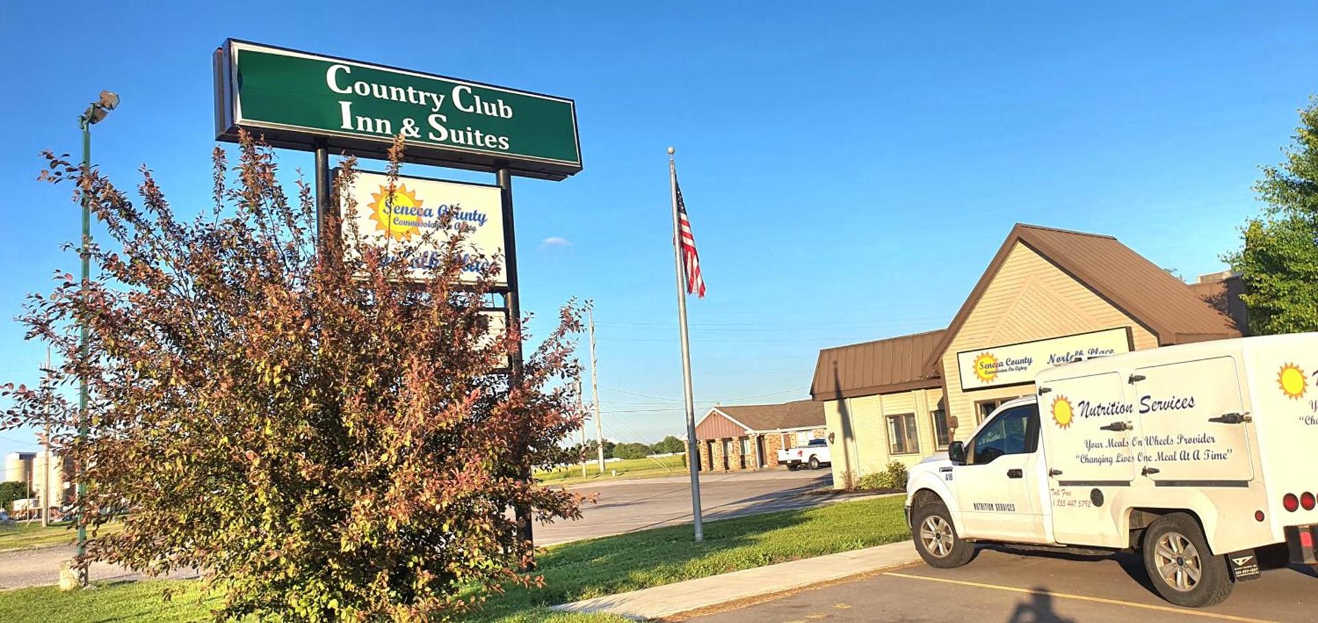 Country Club Inn & Suites photo 1