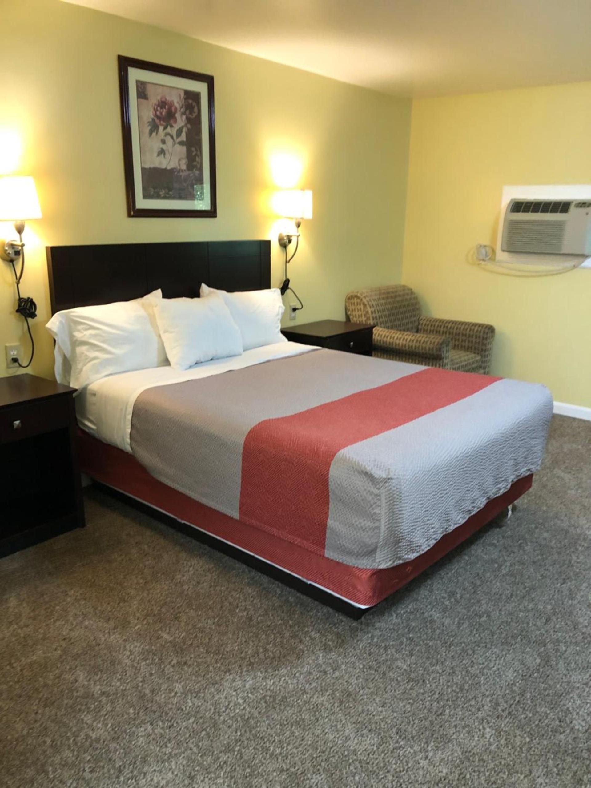 Rosewood Motel photo 15