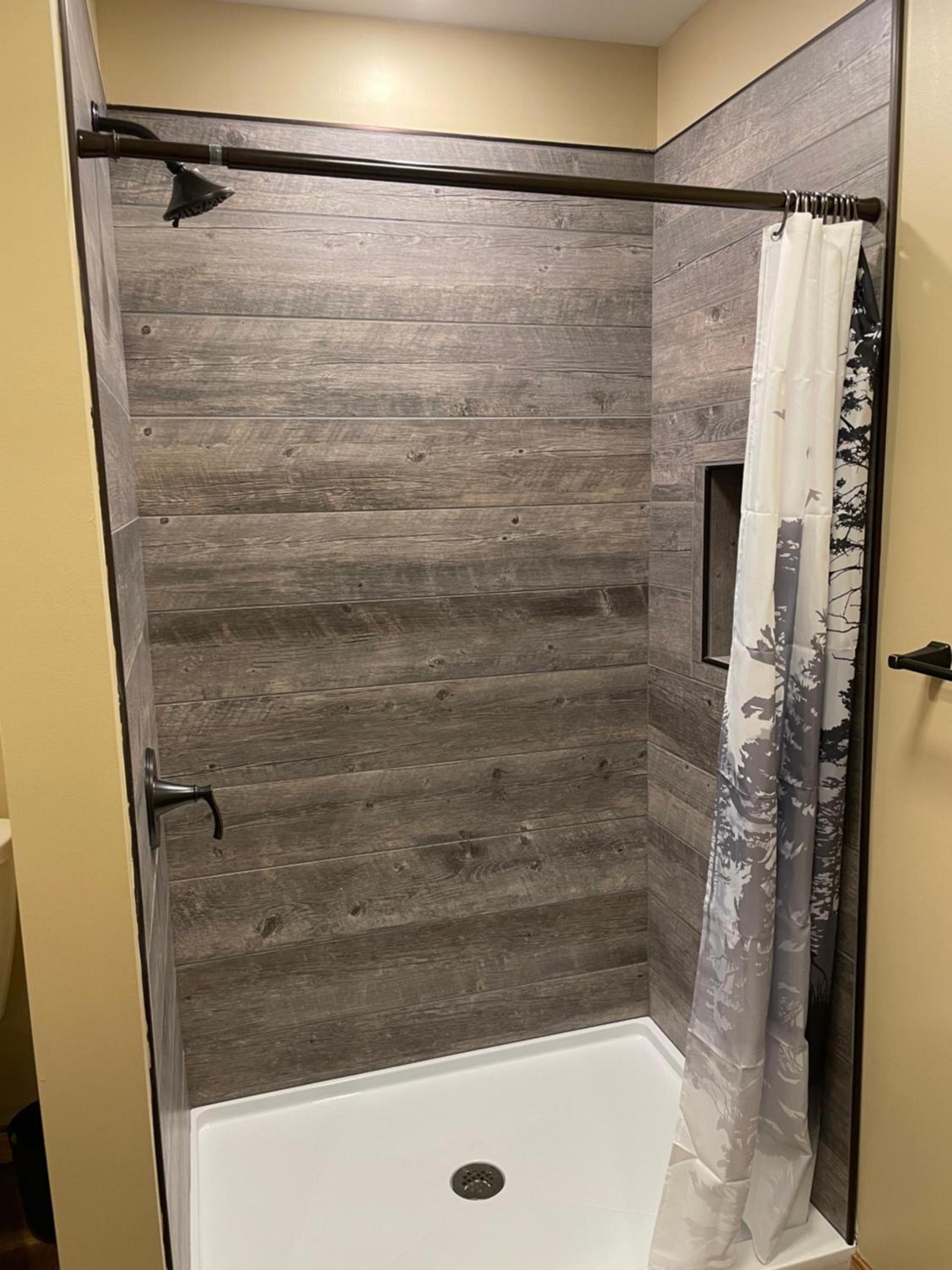 Rough Cut Lodge photo 7
