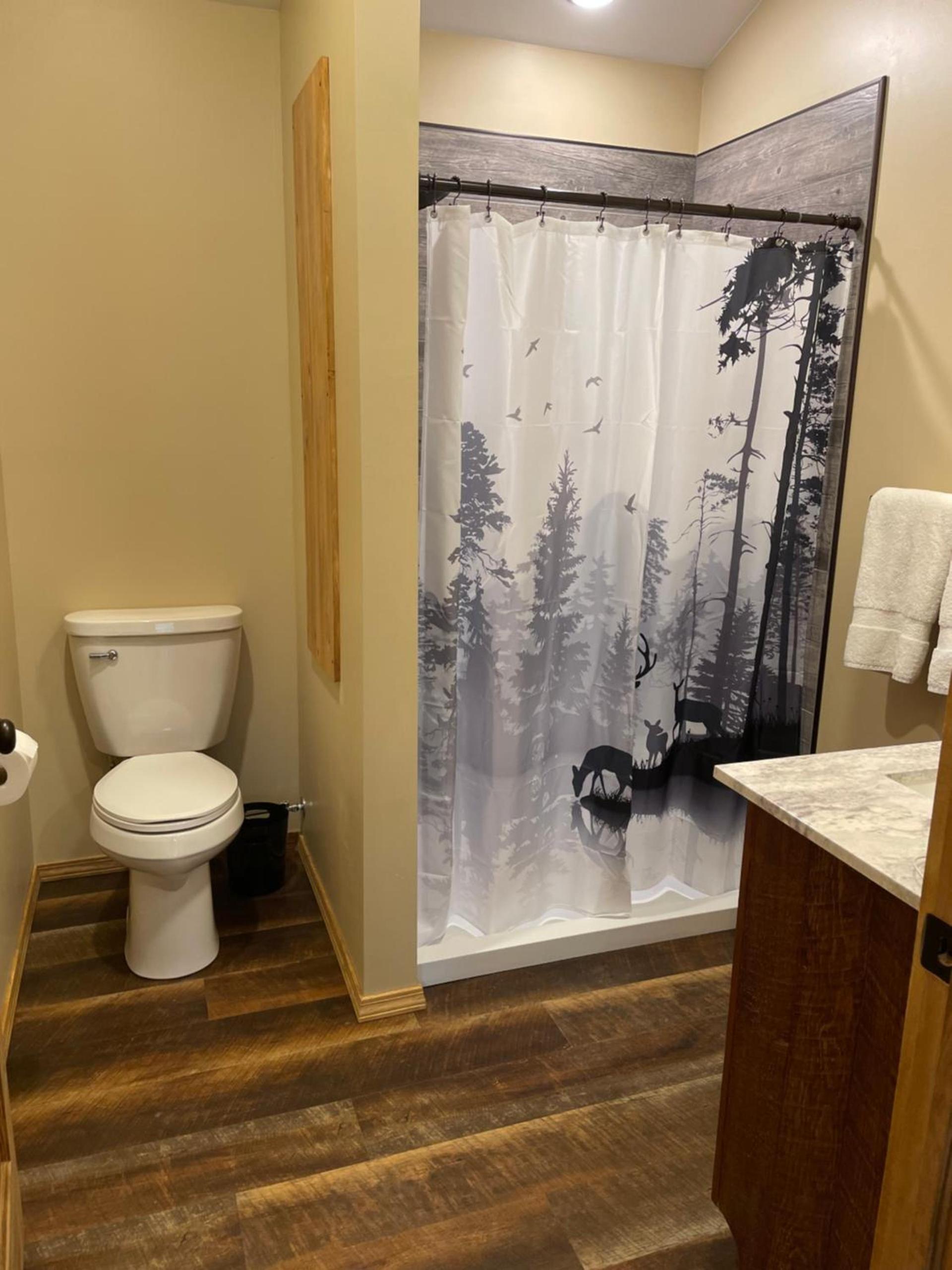 Rough Cut Lodge photo 6