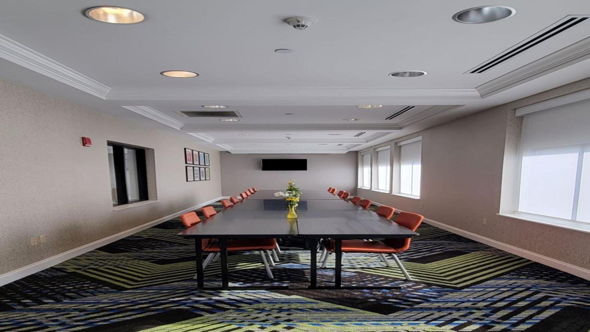Holiday Inn Express & Suites Williamsport by IHG photo 41