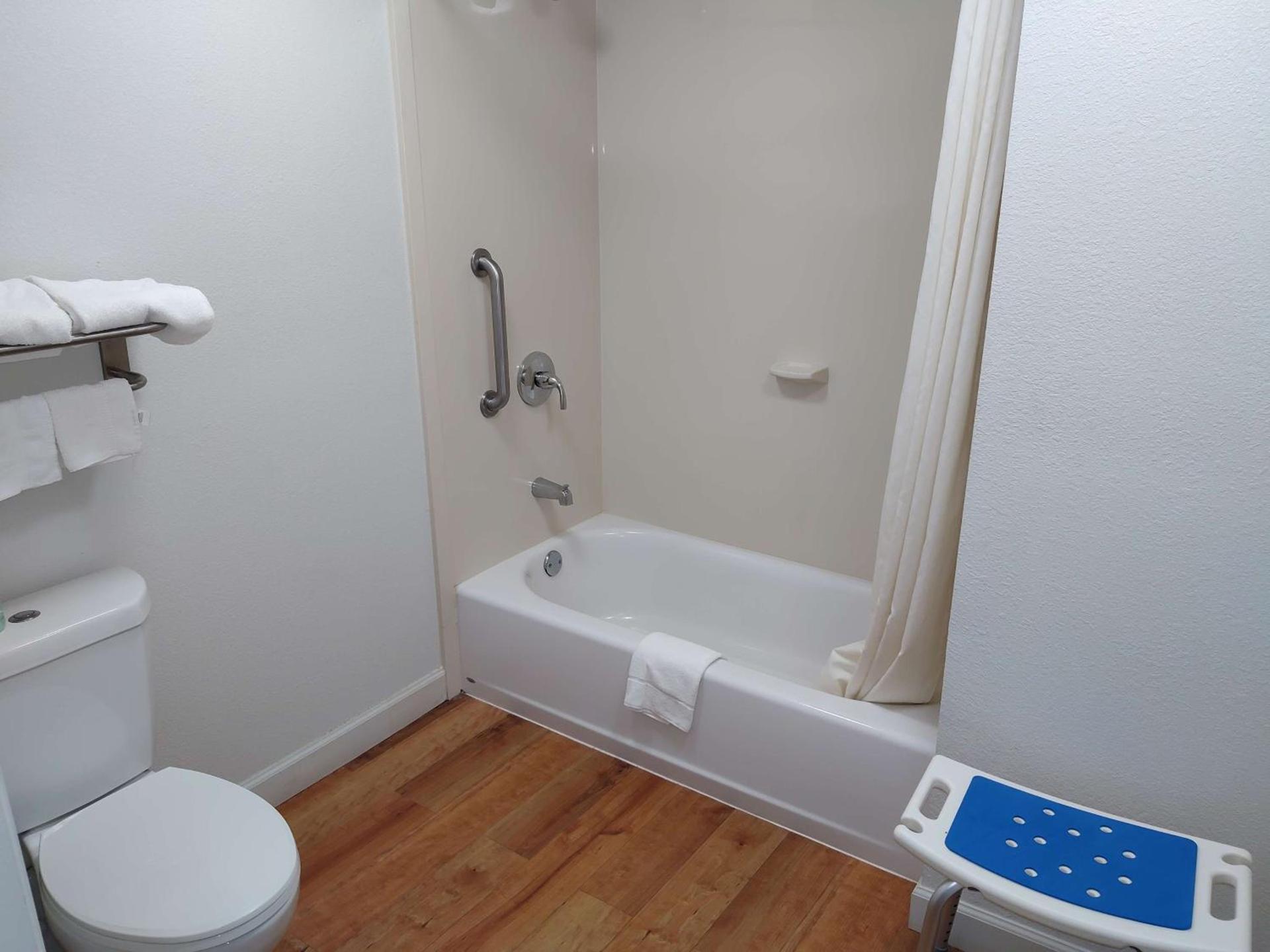 Best Western Central Inn photo 25