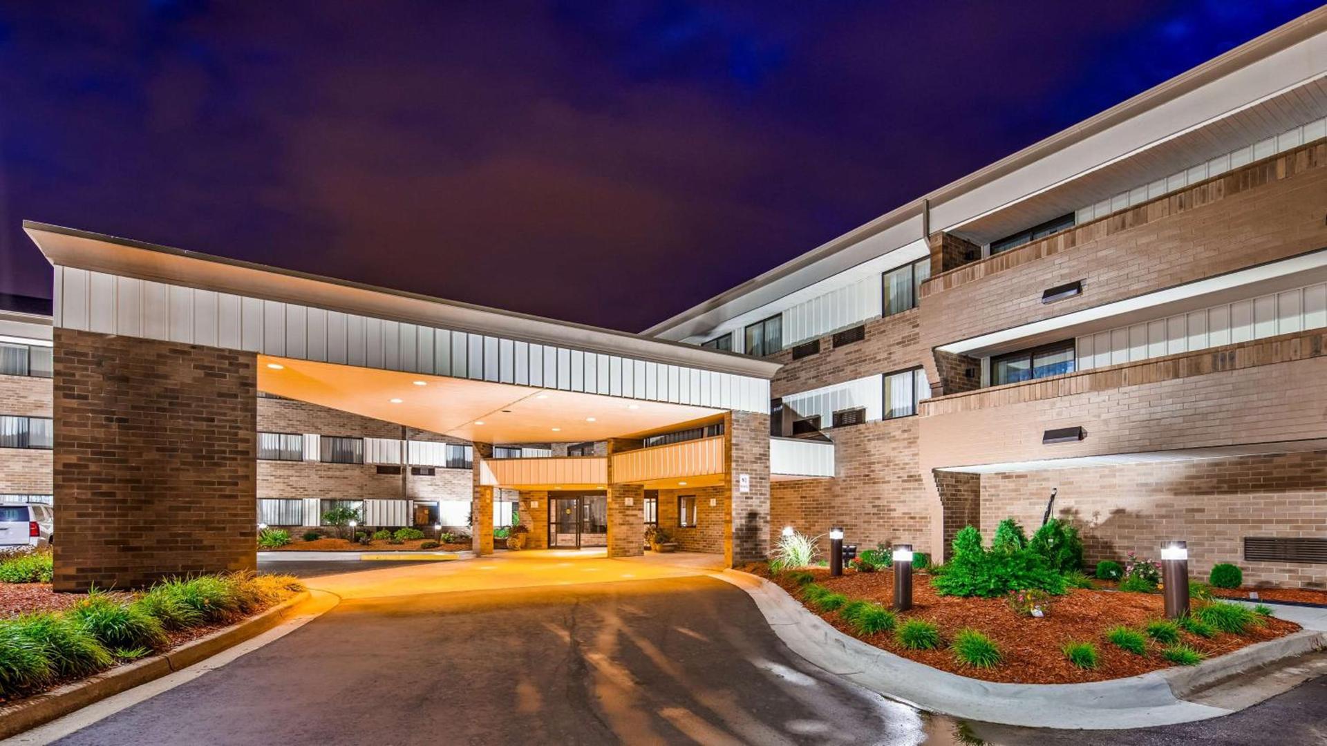 Best Western Warren Hotel photo 28