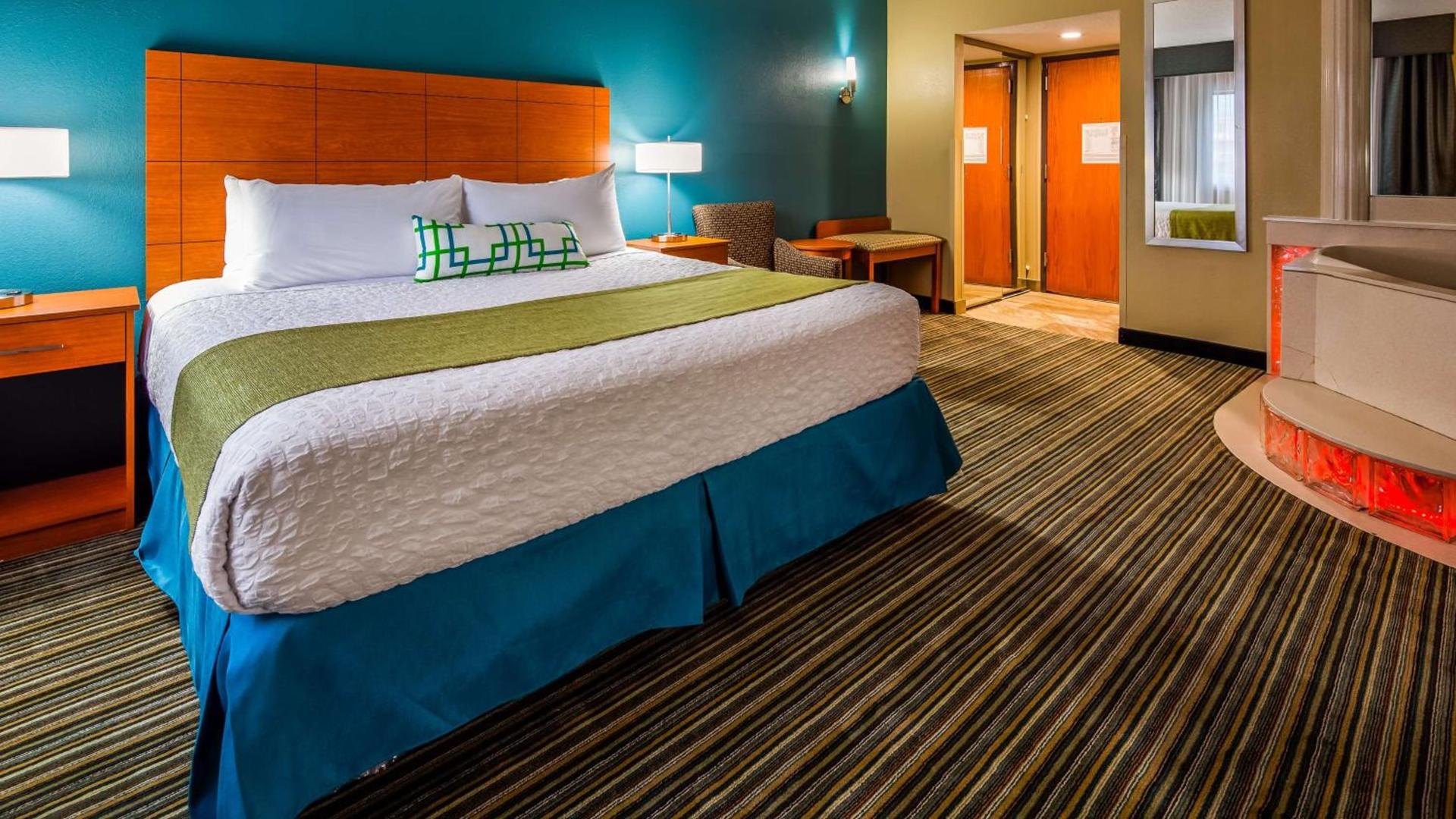 Best Western Warren Hotel photo 18