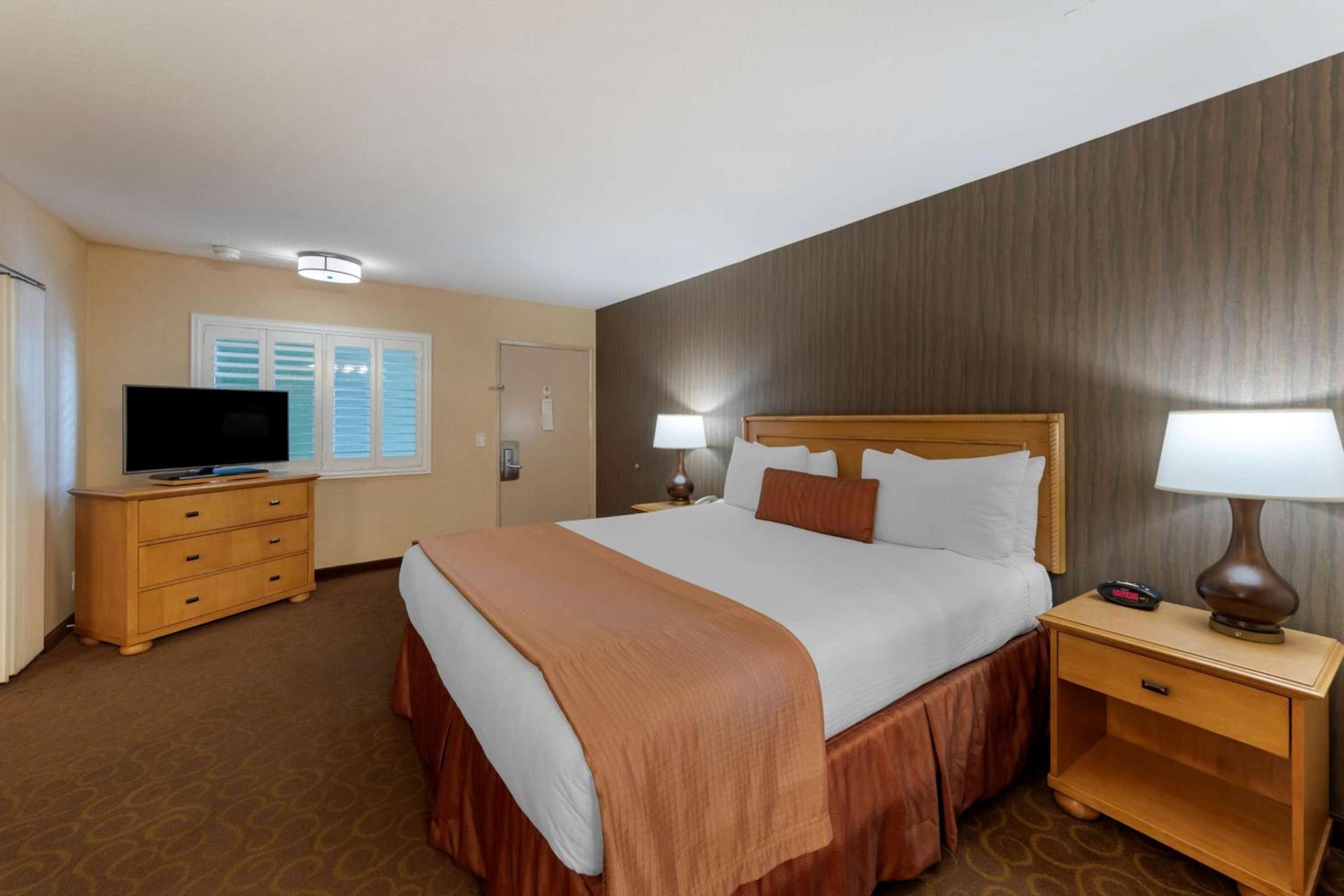 Best Western Plus Pavilions photo 10
