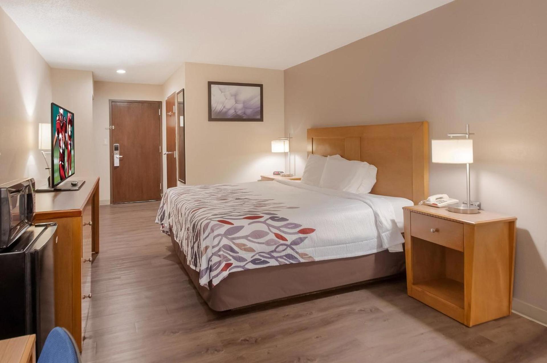 Red Roof Inn Dahlgren - Naval Base photo 38