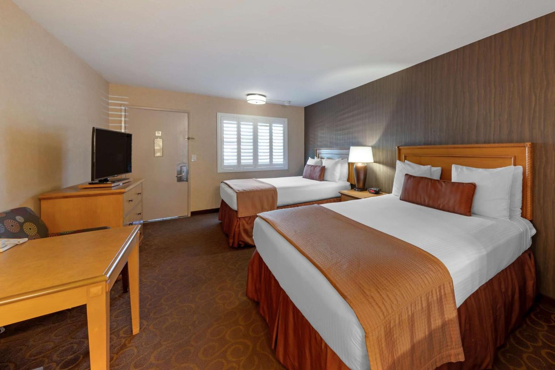 Best Western Plus Pavilions photo 8