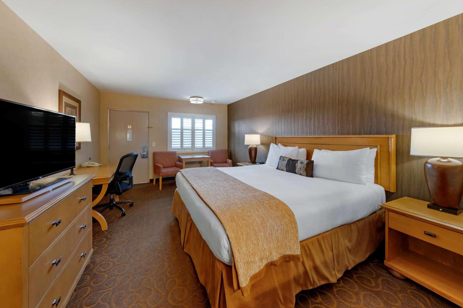 Best Western Plus Pavilions photo 20