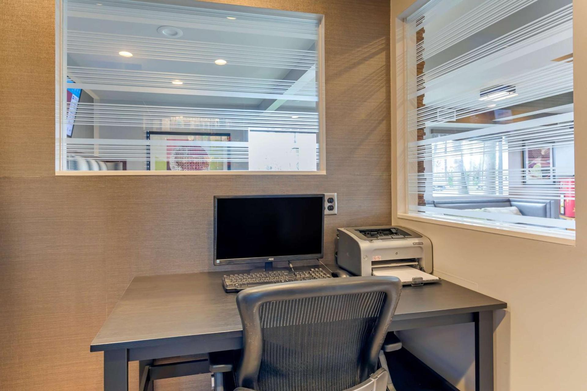 Best Western Plus Pavilions photo 30