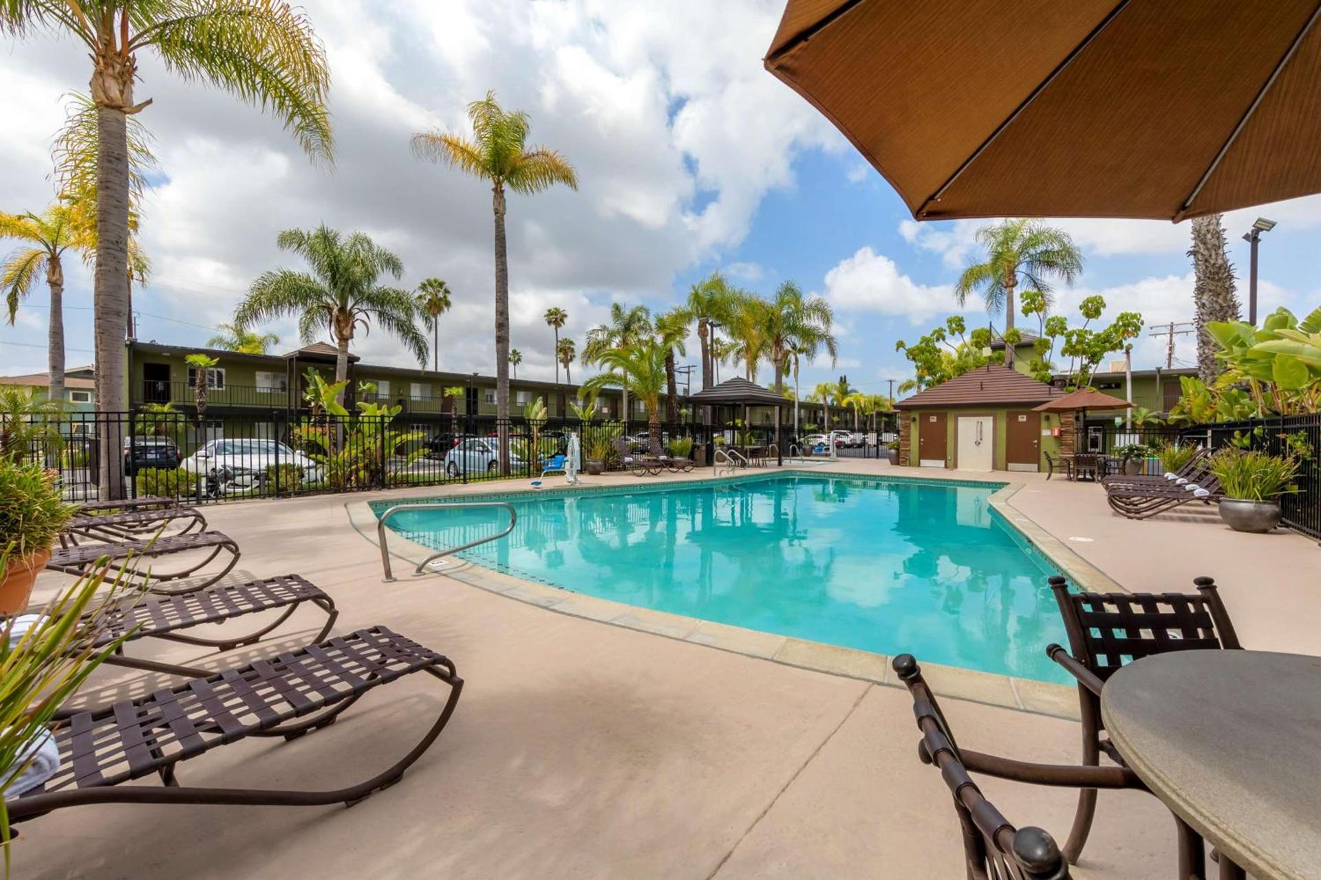 Best Western Plus Pavilions photo 34
