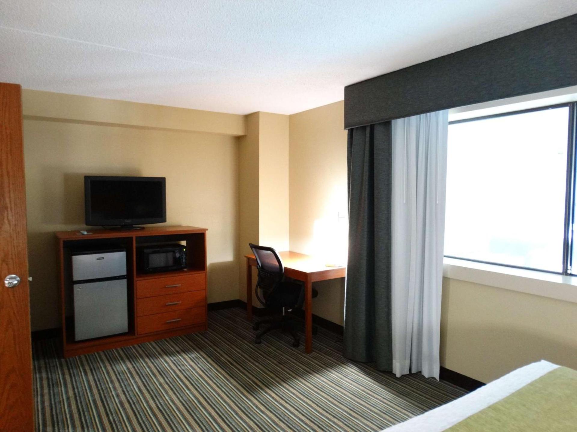 Best Western Warren Hotel photo 22