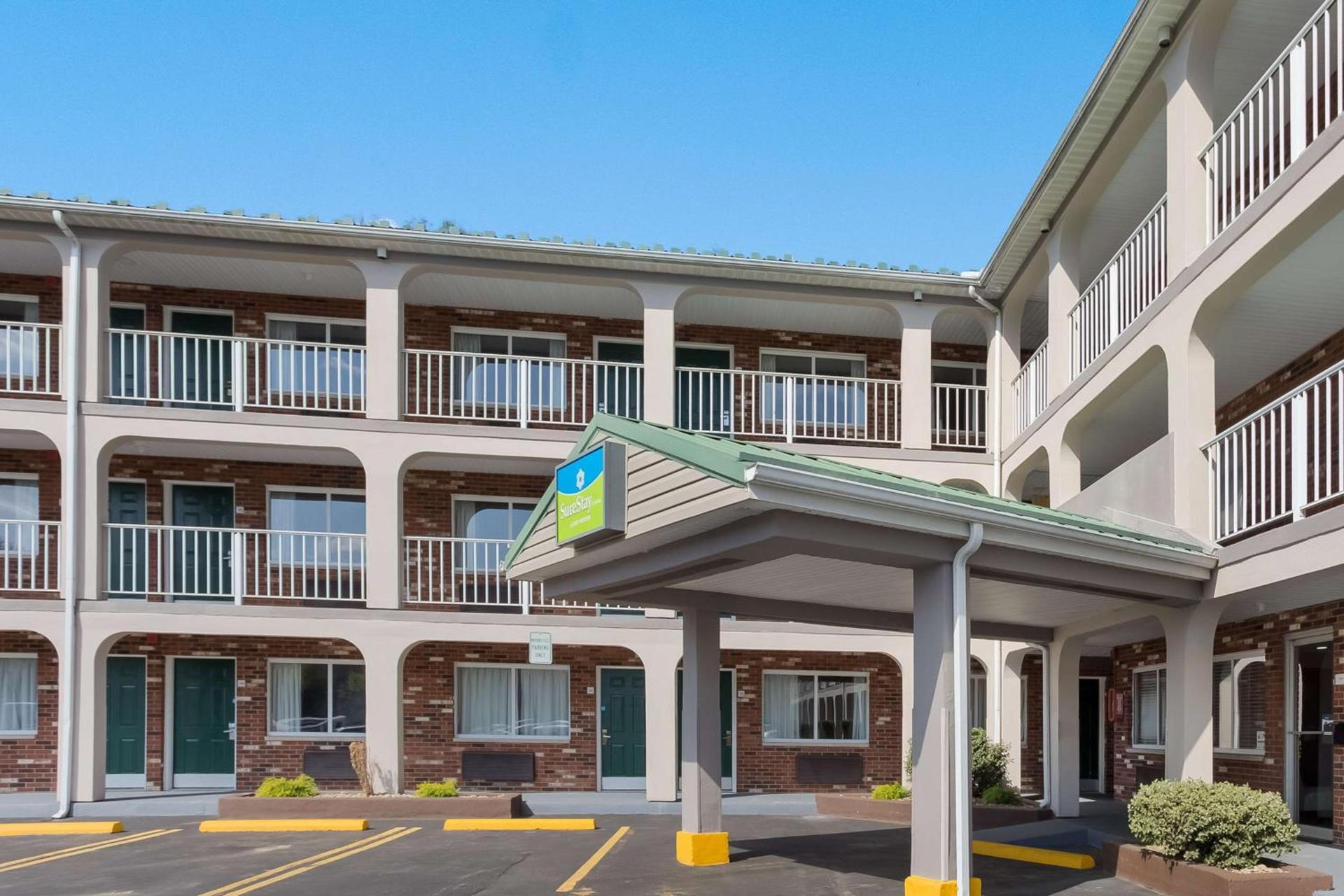 SureStay Hotel by Best Western Summersville photo 10