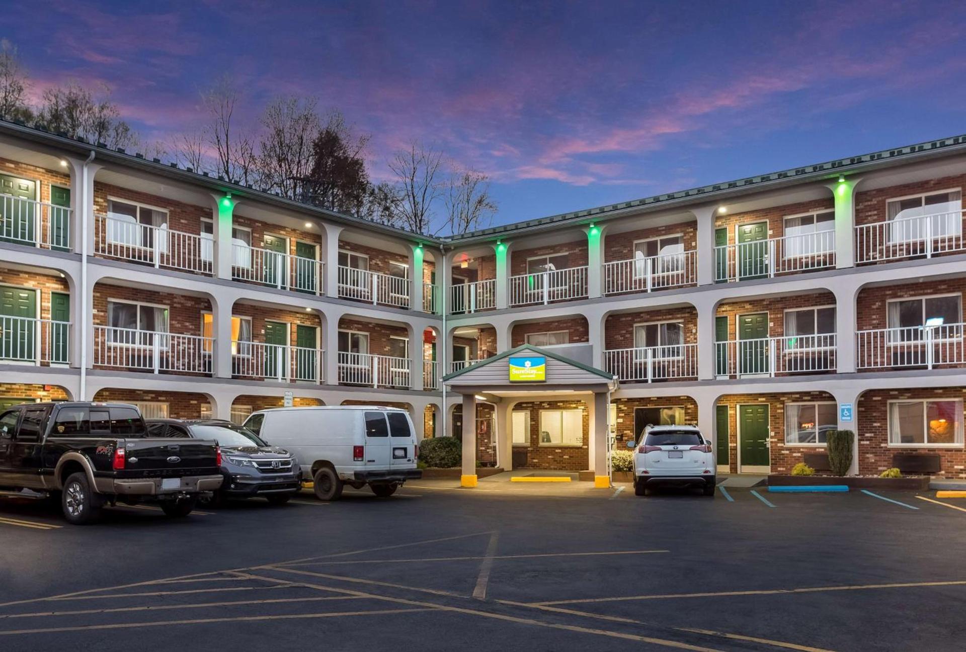SureStay Hotel by Best Western Summersville photo 9