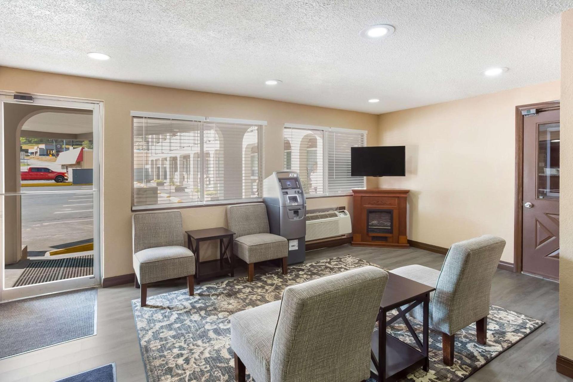 SureStay Hotel by Best Western Summersville photo 5