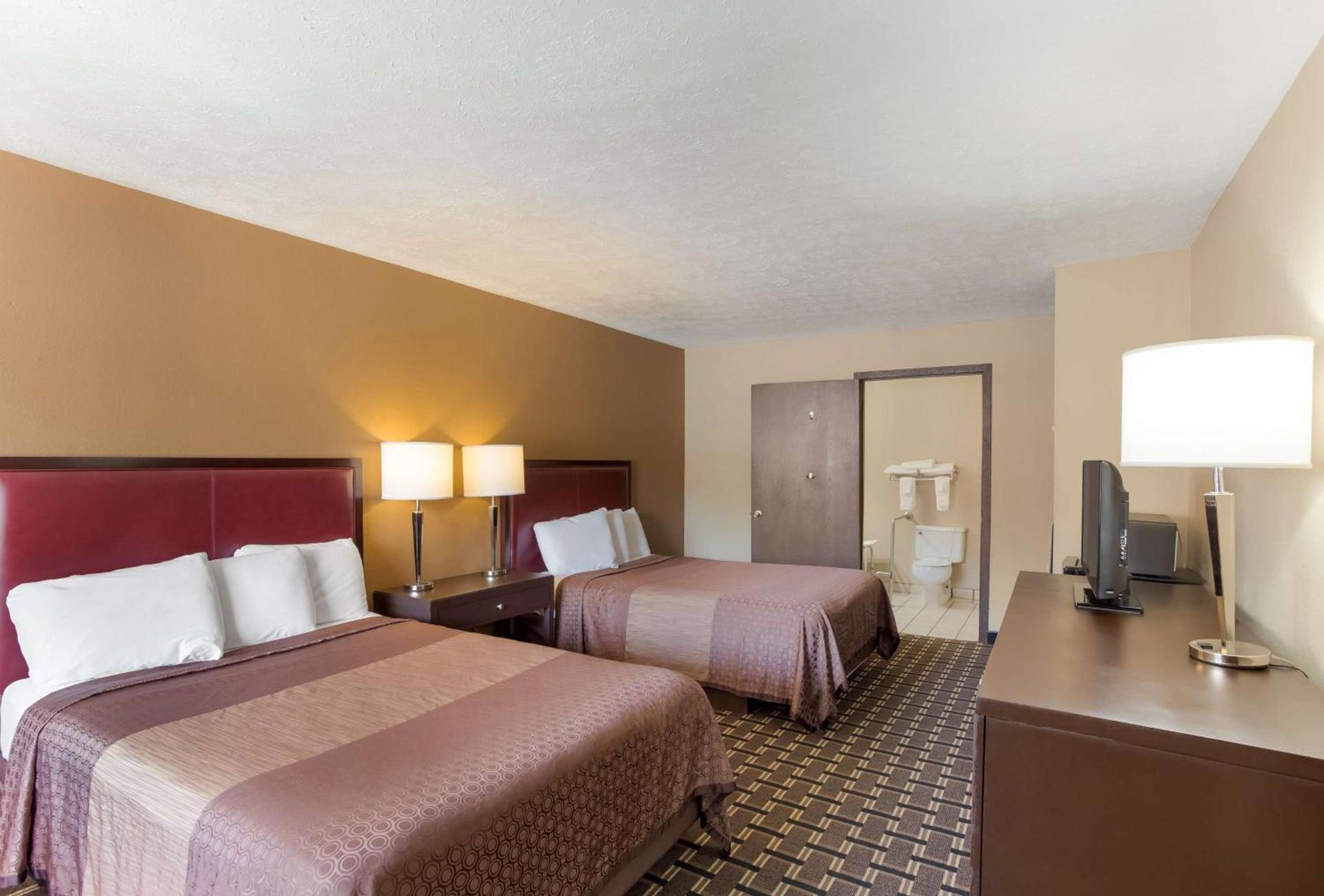 SureStay Hotel by Best Western Summersville photo 30