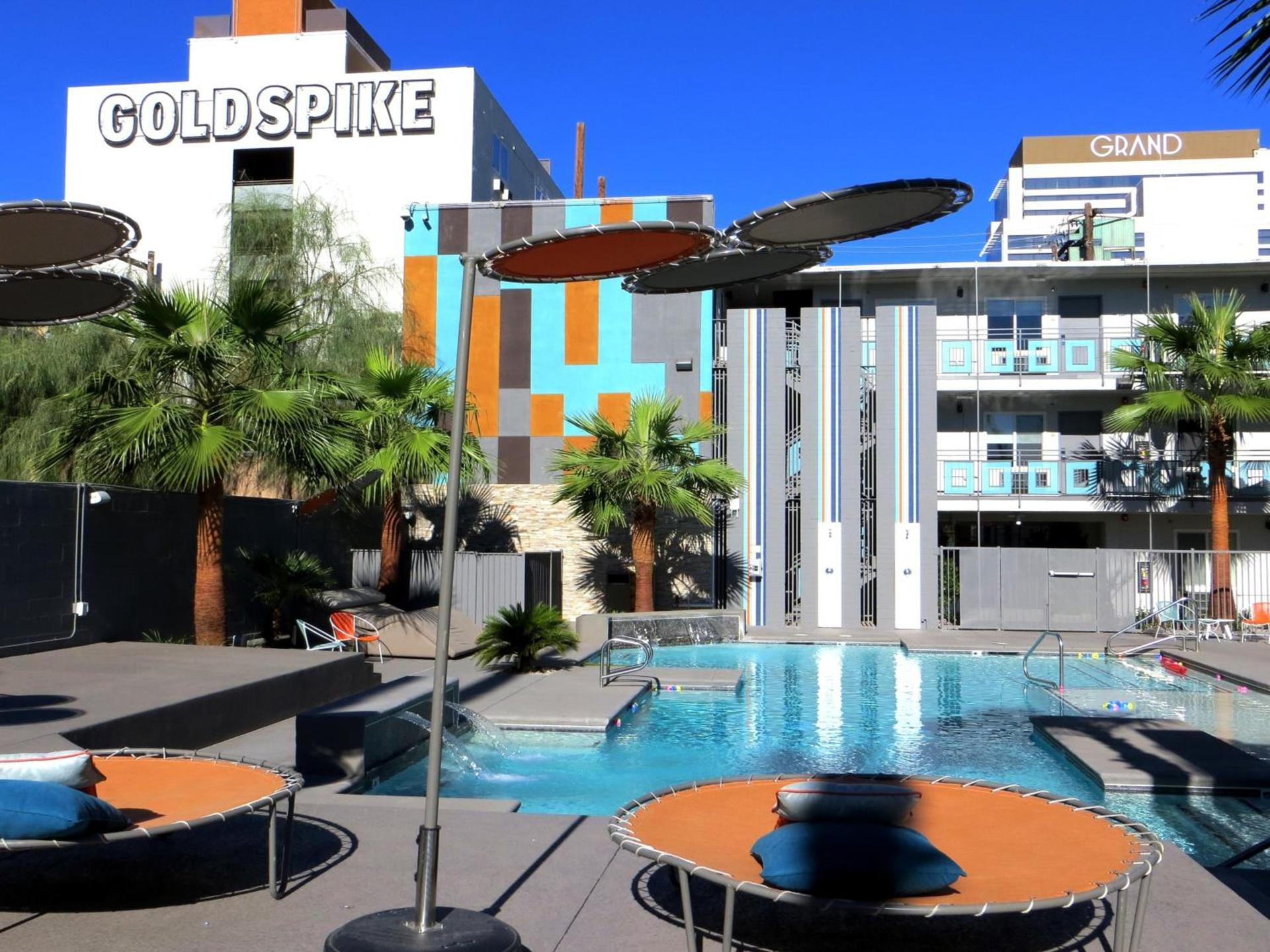 Oasis at Gold Spike photo 2