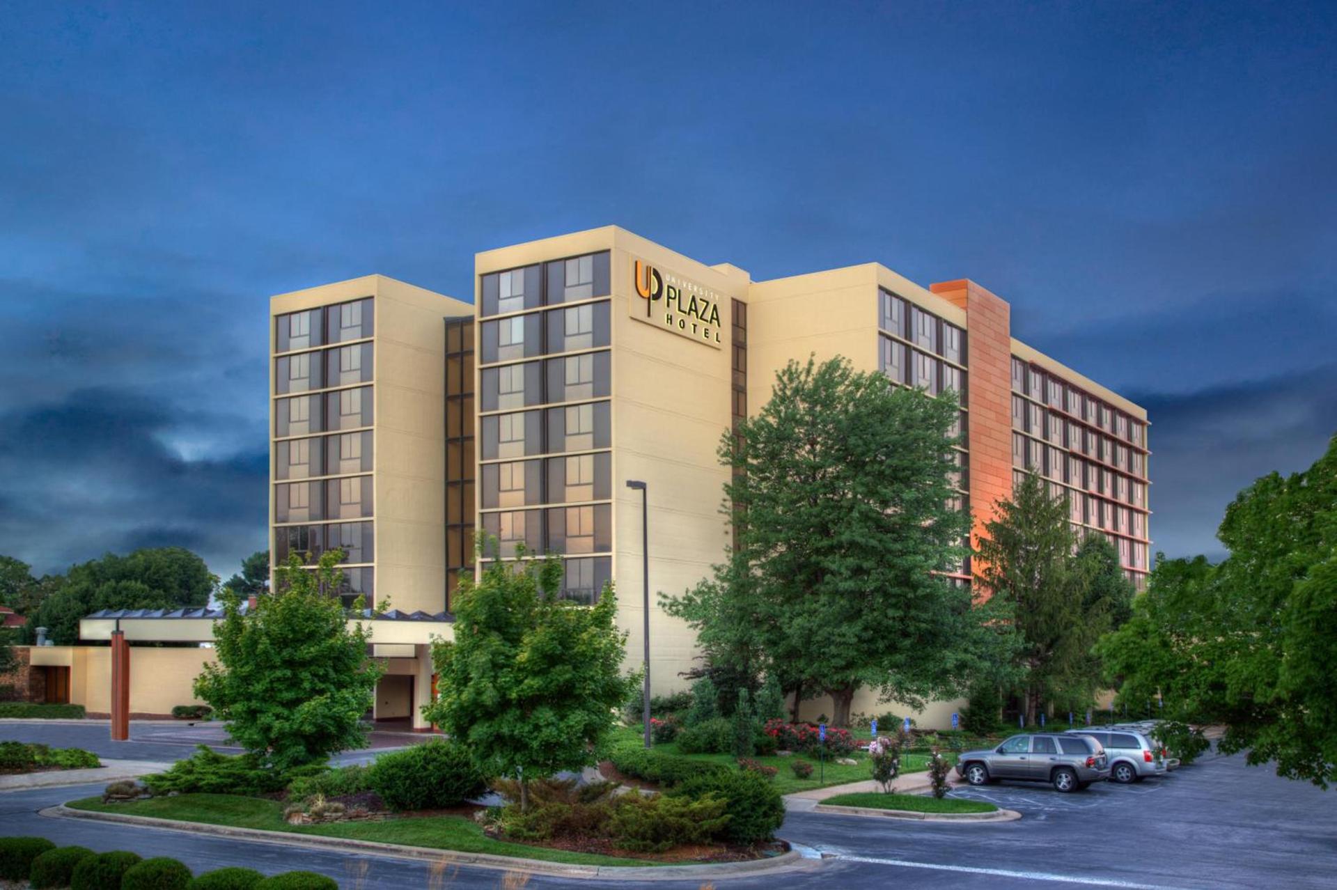 University Plaza Hotel photo 3