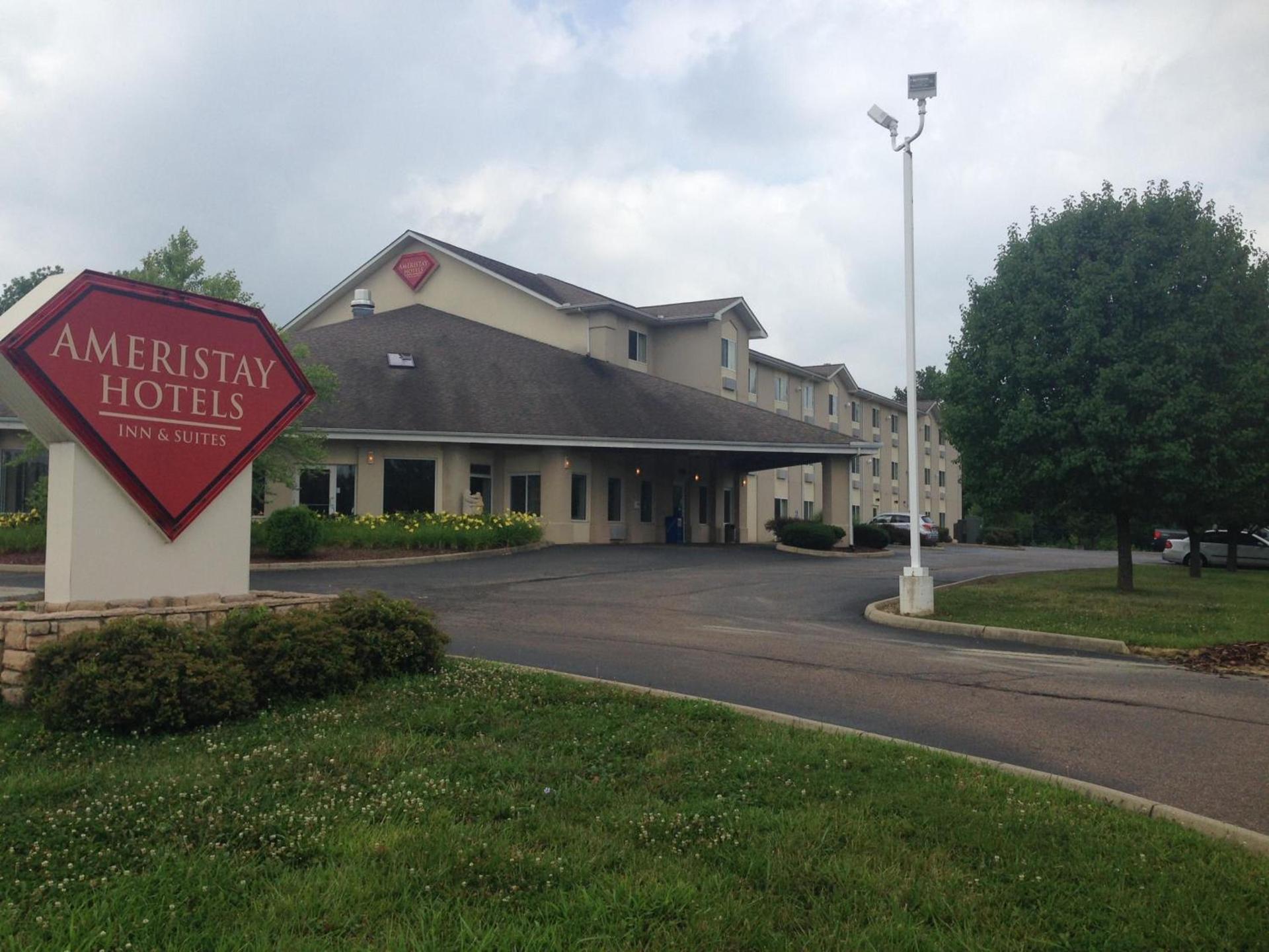 Ameristay Inn & Suites photo 1