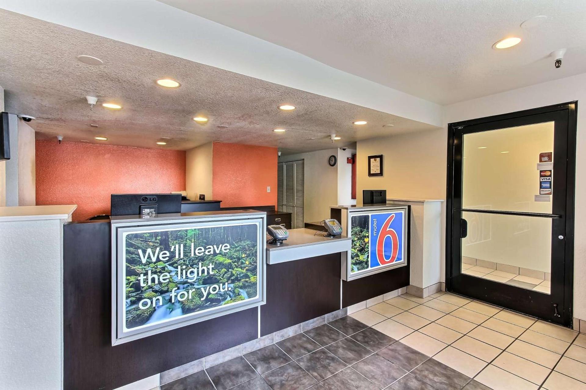 Hotel B5 -Watsonville photo 6