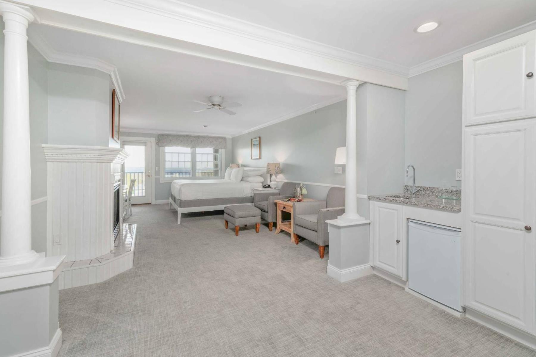 The Inn at Ocean's Edge photo 51