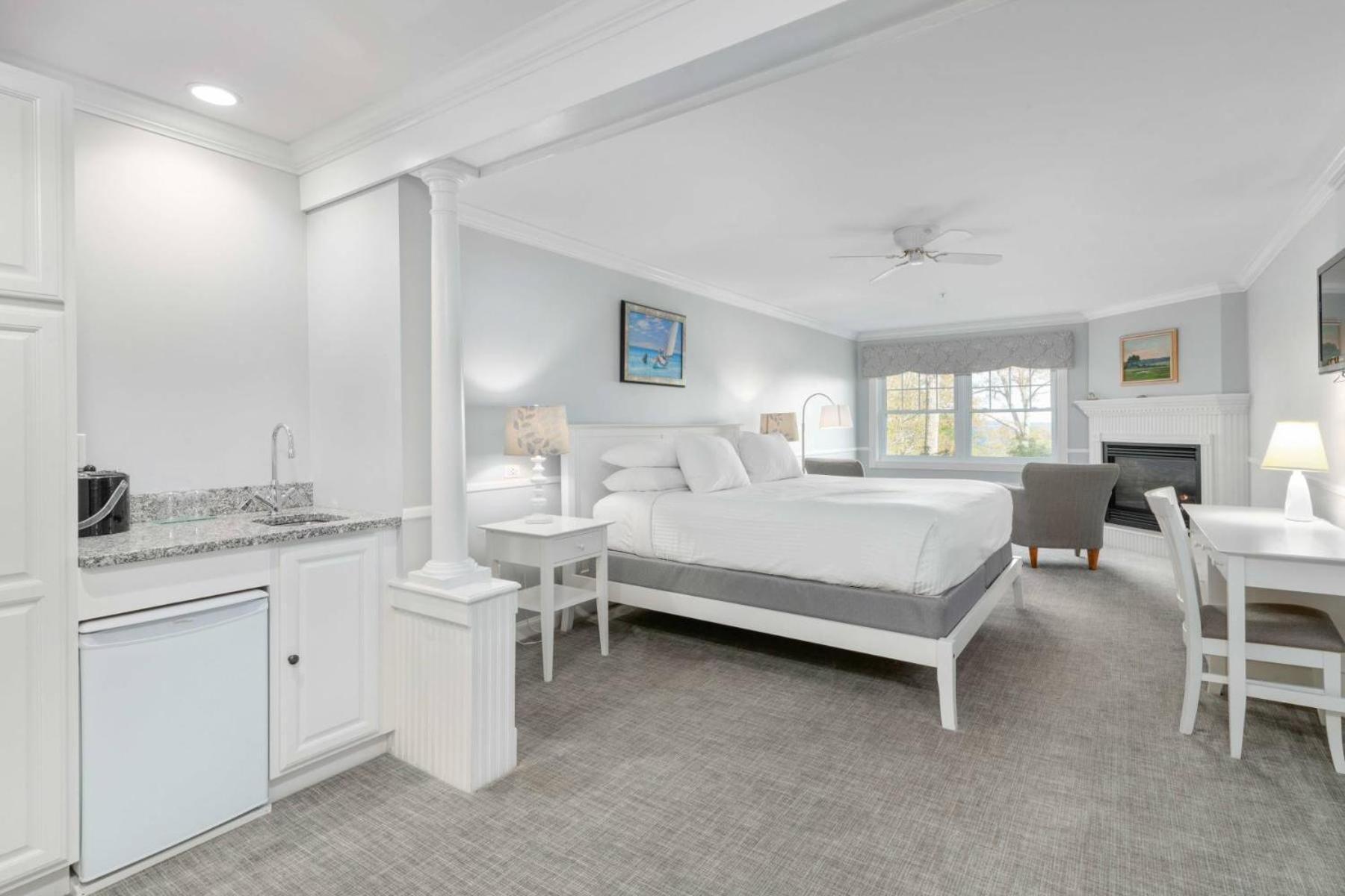 The Inn at Ocean's Edge photo 49