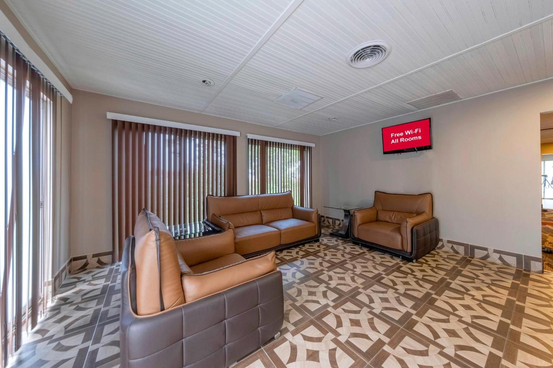 Red Roof Inn Dahlgren - Naval Base photo 29