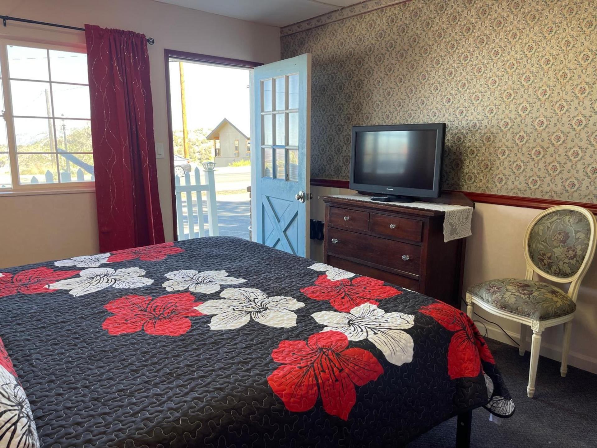 Sugarloaf Mountain Motel photo 3