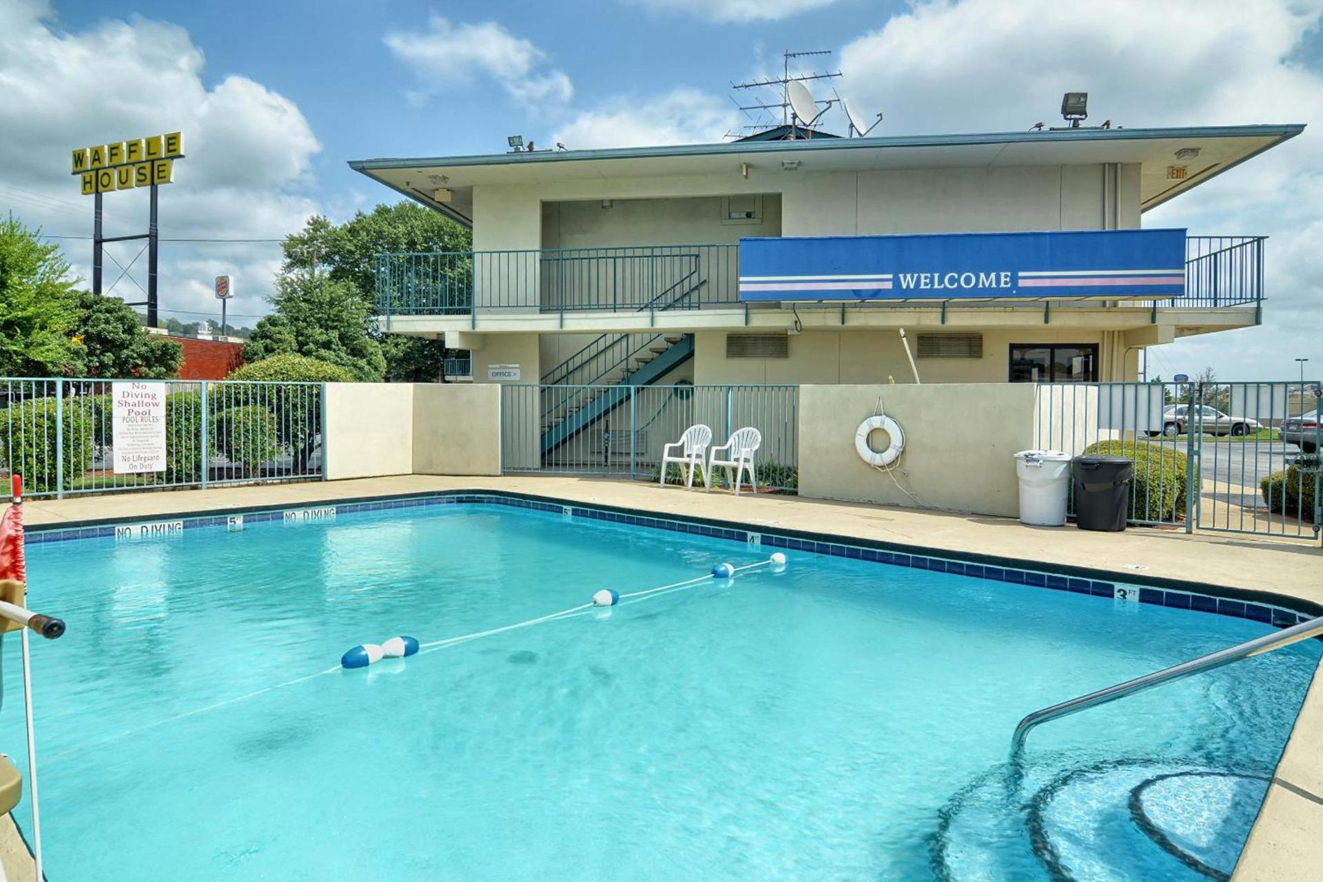 Skyline Inn photo 15