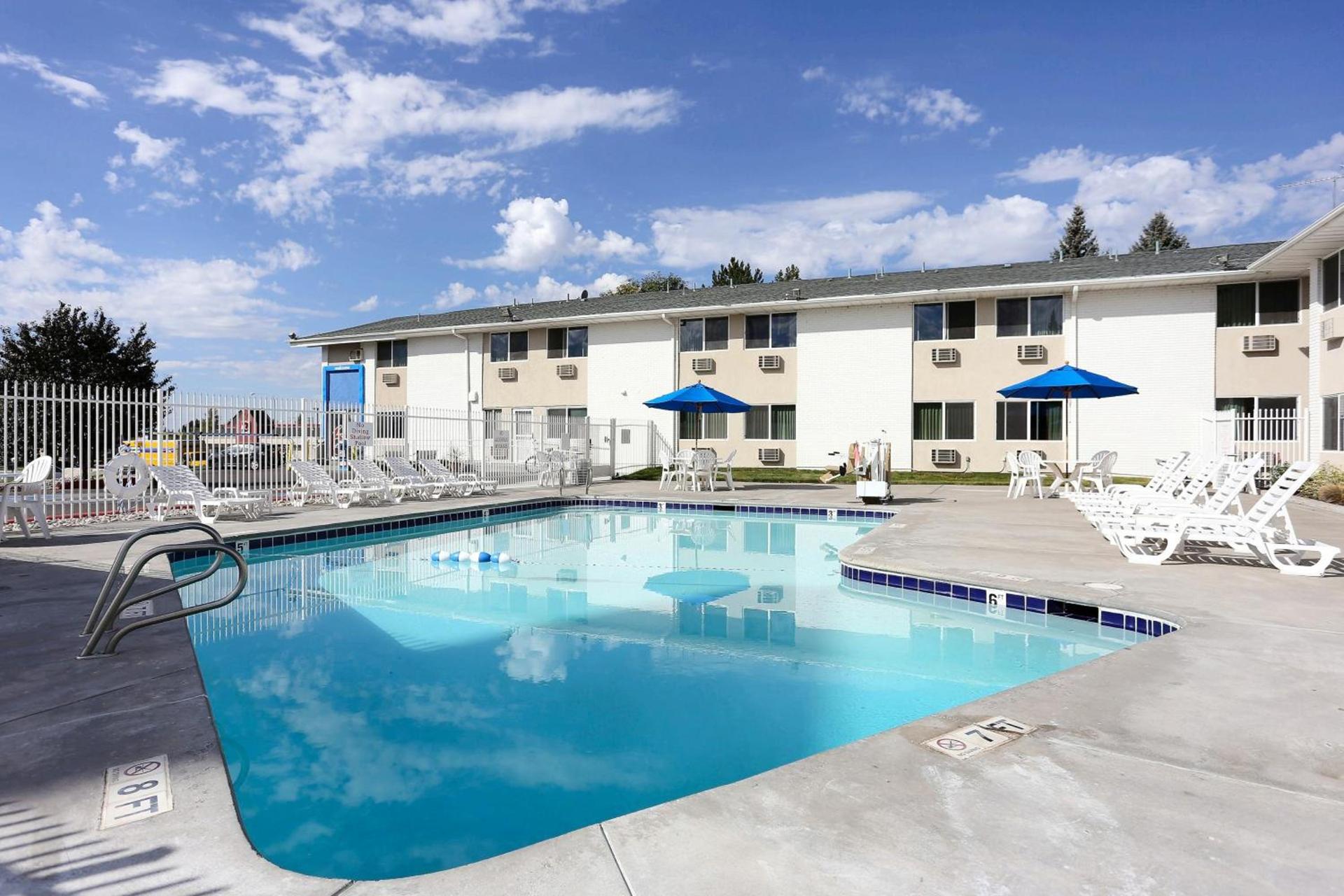 Econo Lodge photo 39