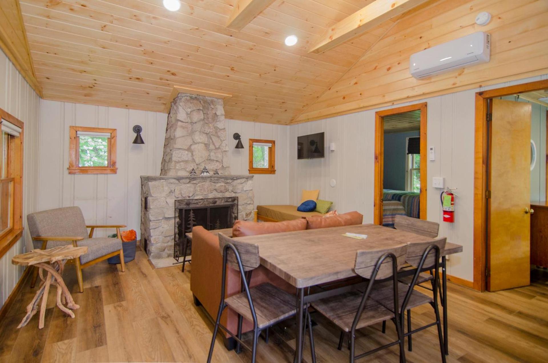 Mountain Lake Cottages photo 22