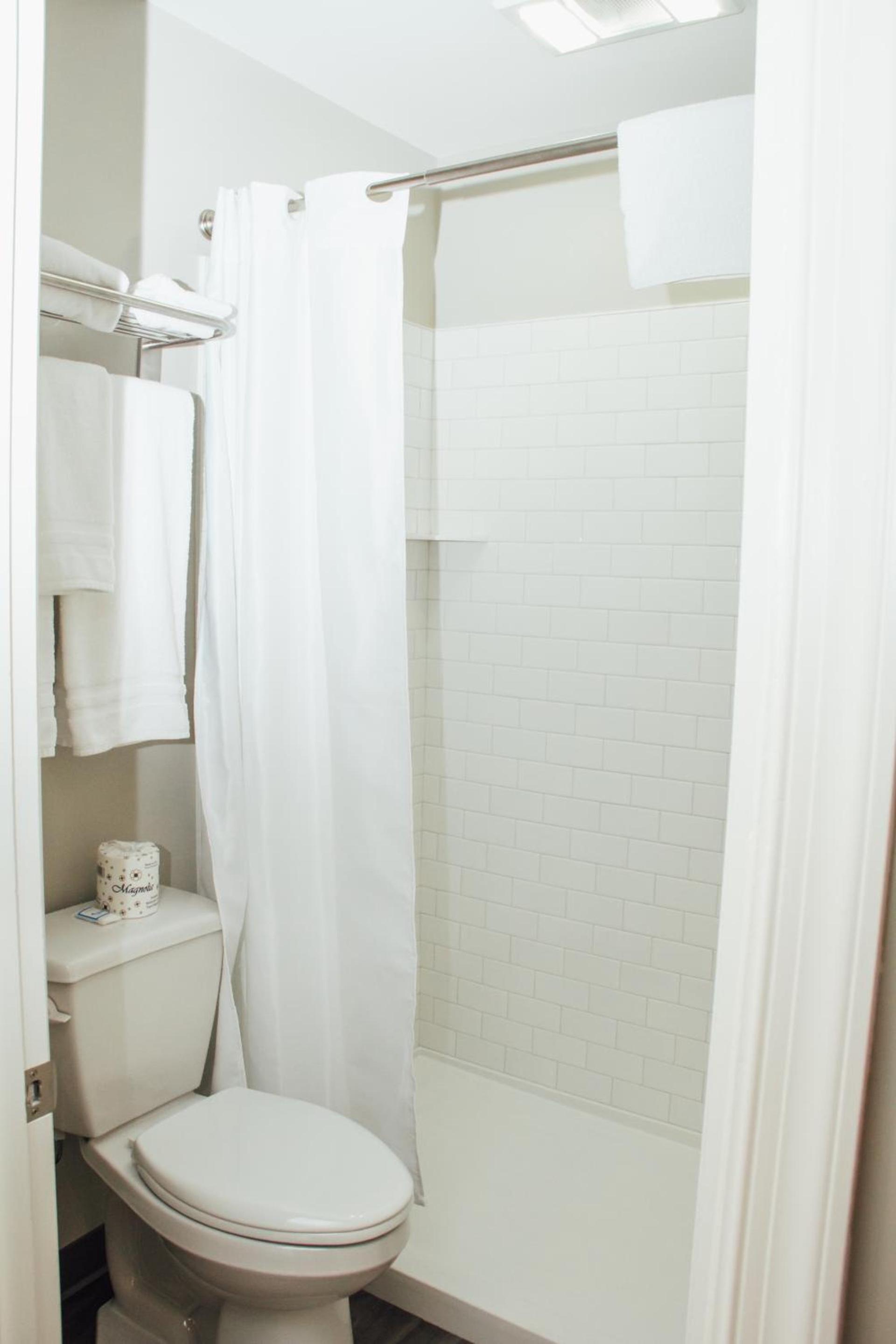 Country Squire Inn and Suites photo 12