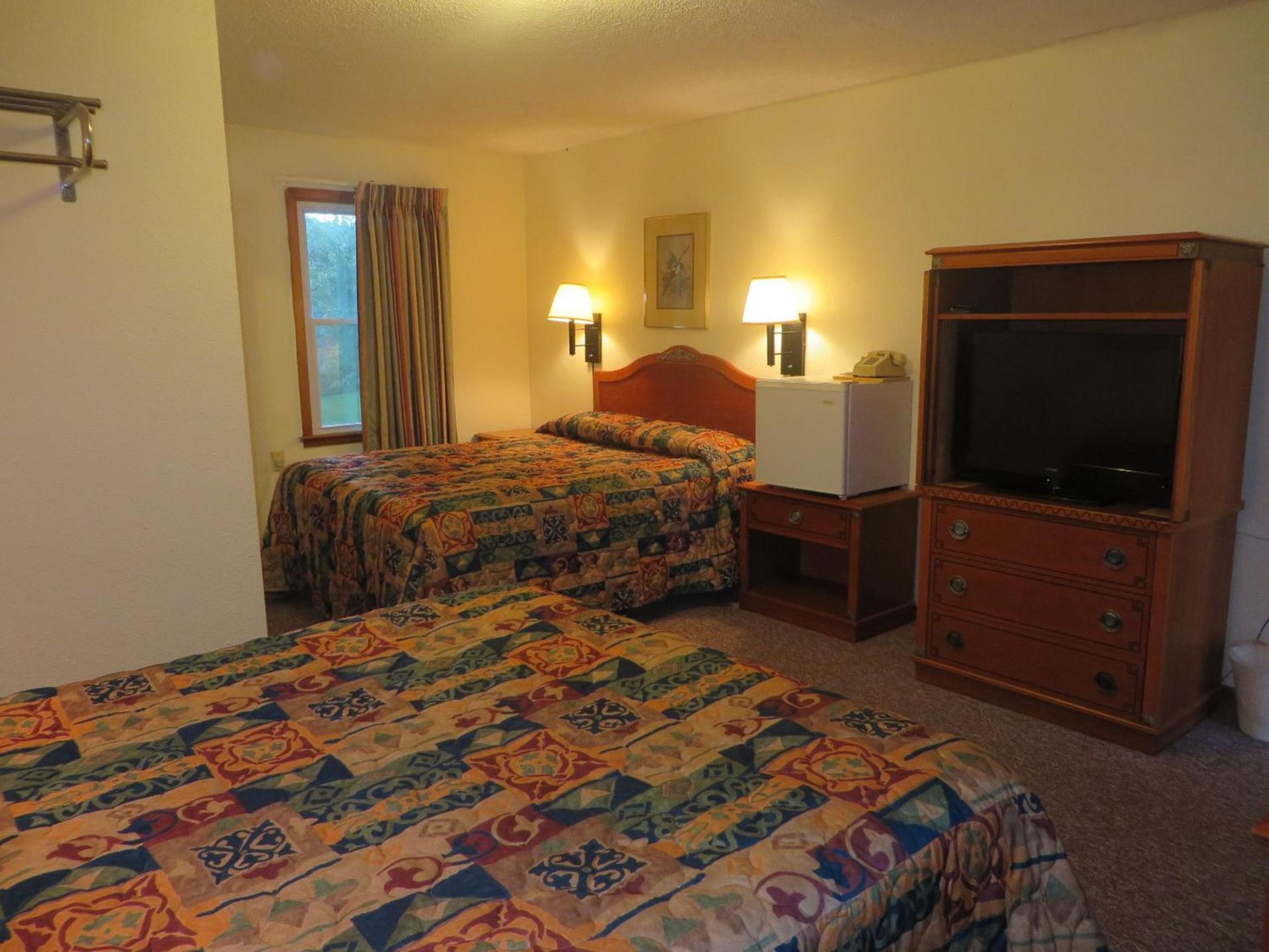Best Budget Inn photo 18