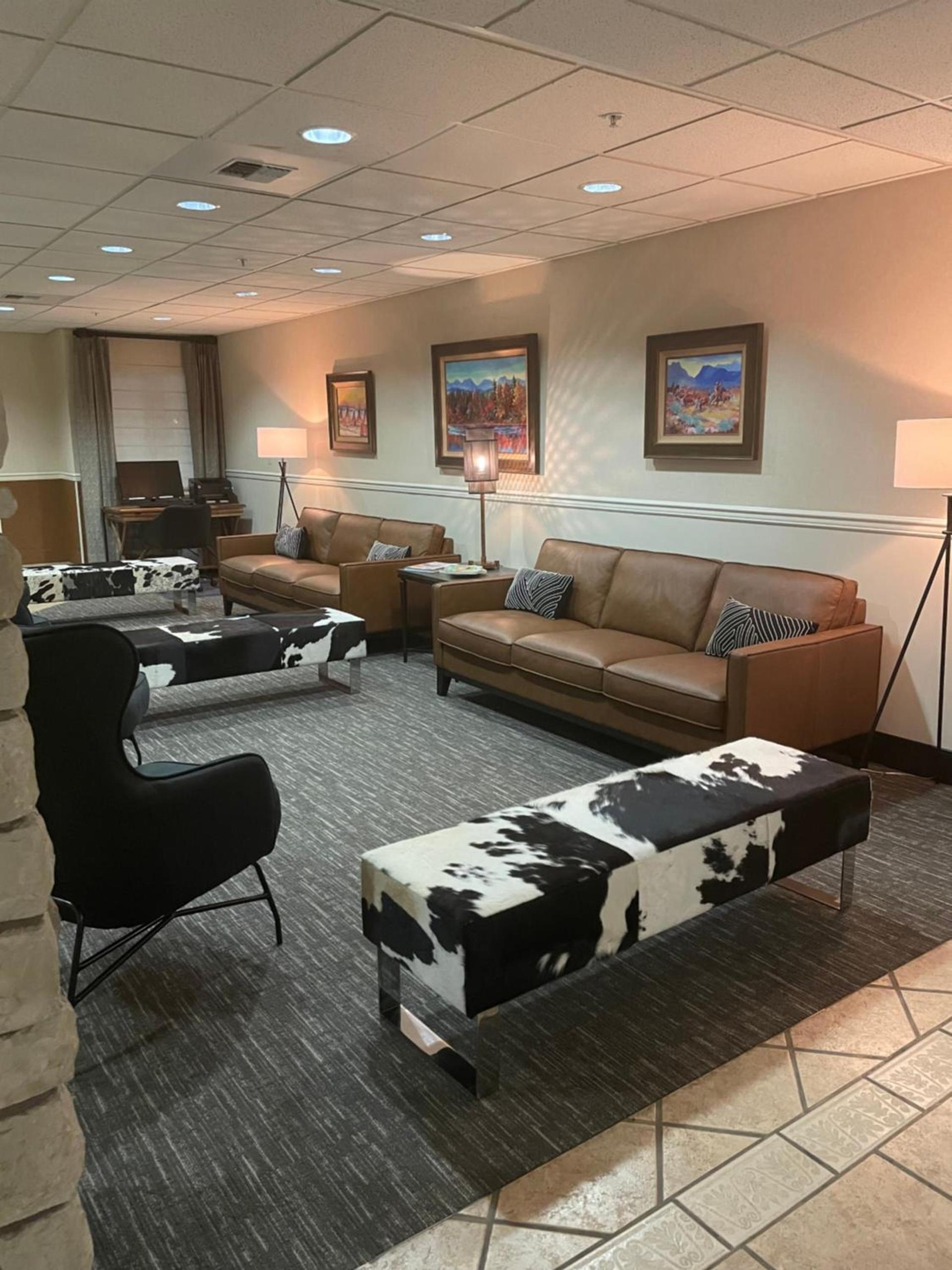 Boothill Inn and Suites photo 28