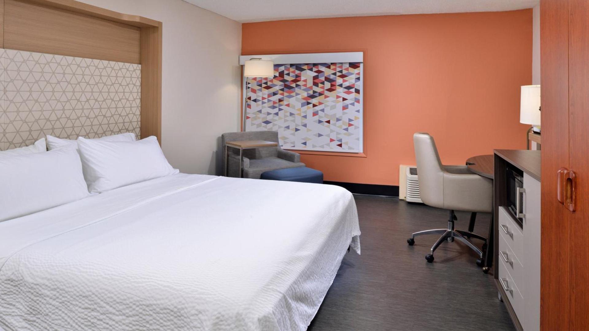 Holiday Inn Great Falls-Convention Center by IHG photo 7