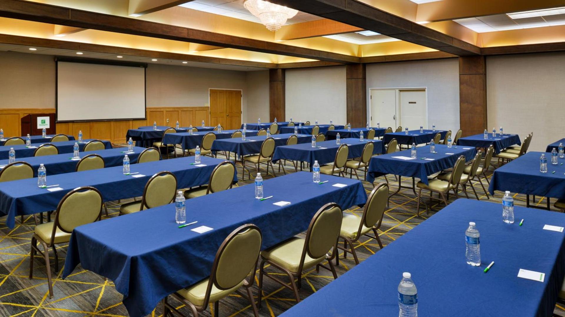 Holiday Inn Great Falls-Convention Center by IHG photo 33