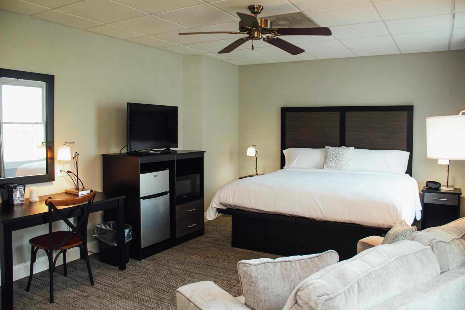 Country Squire Inn and Suites photo 26