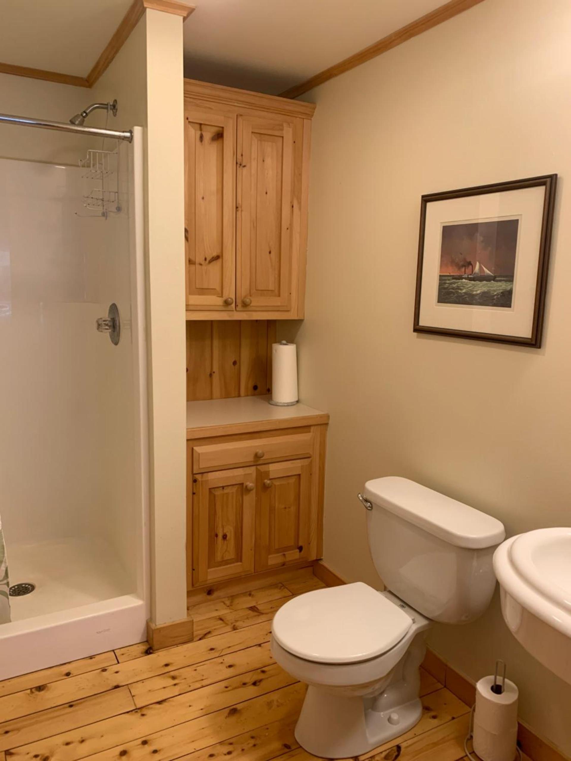 Beach Cottage Inn photo 35