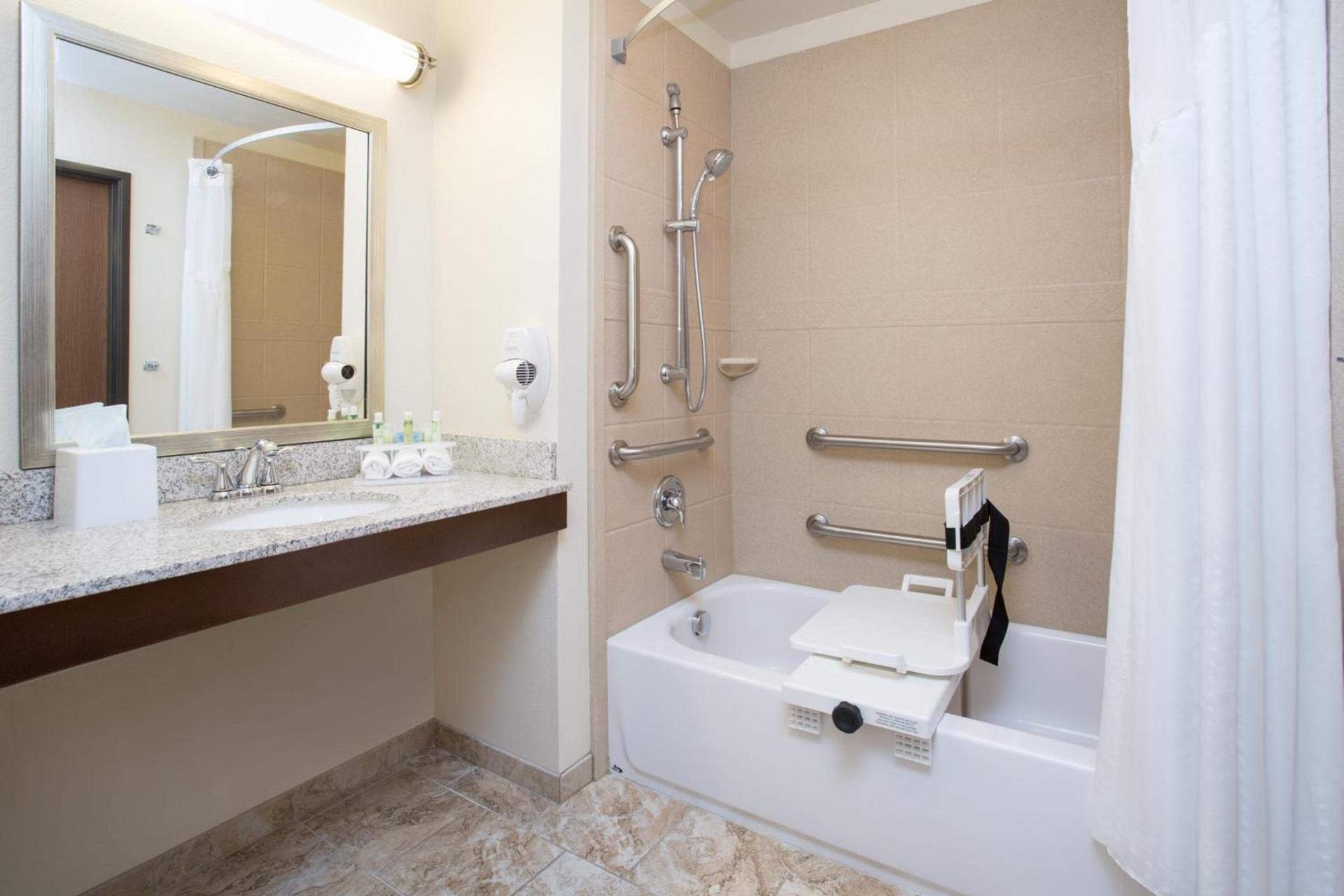 Holiday Inn Express & Suites Glendive by IHG photo 46
